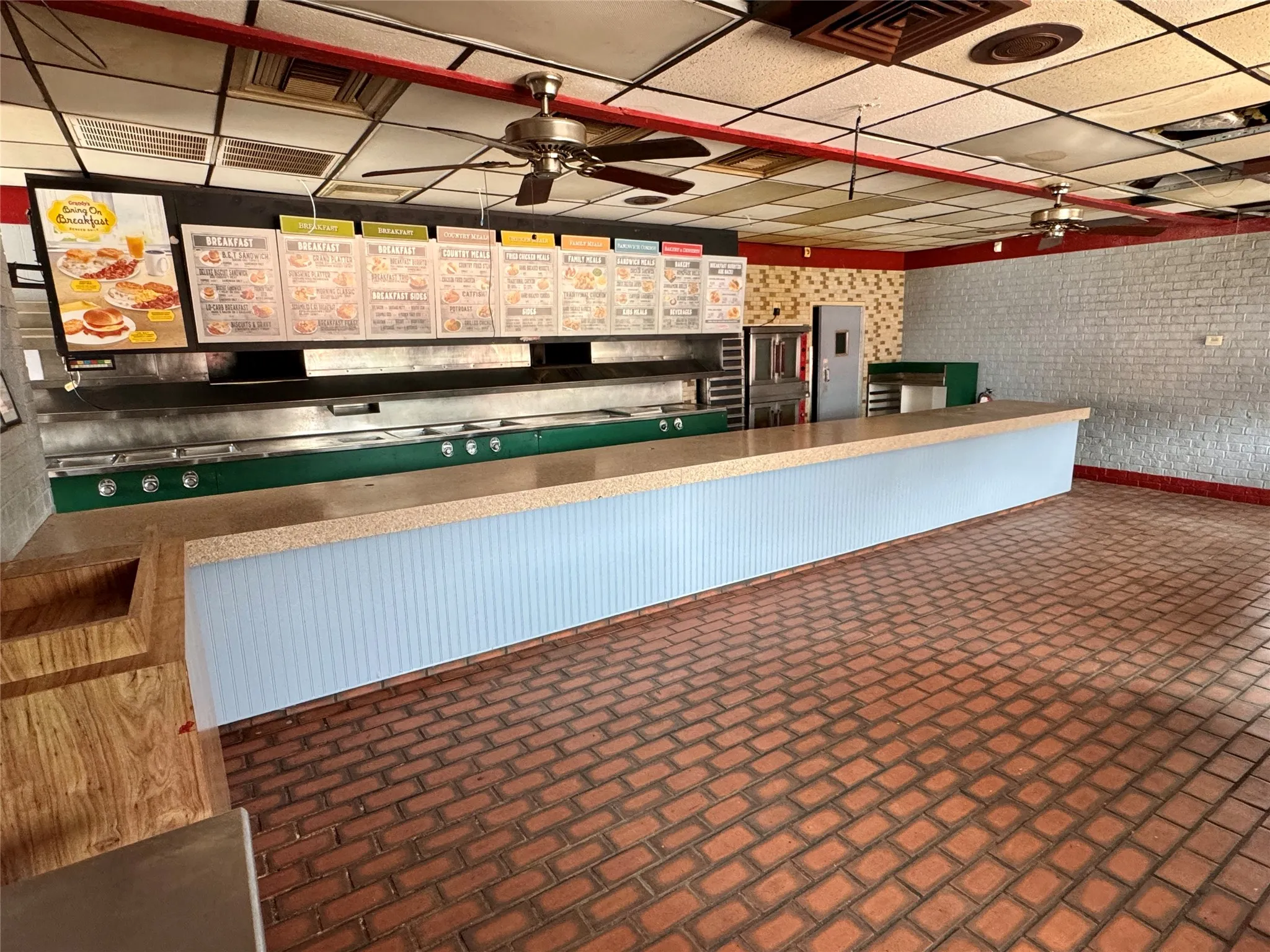 Retail For Sale in Taylor County , 401 Westwood Drive, Abilene, Texas 79603, 0, 0, Garage spaces, 0 Sqft, built in 1983, mls#21288484, Real Estate Agent in Abilene, Homes For Sale in Taylor county, Homes For Sale in Abilene, Realtor in Abilene Texas, Real Estate Brokerage Independent Realty Texas, Luminita Cordes Realtor