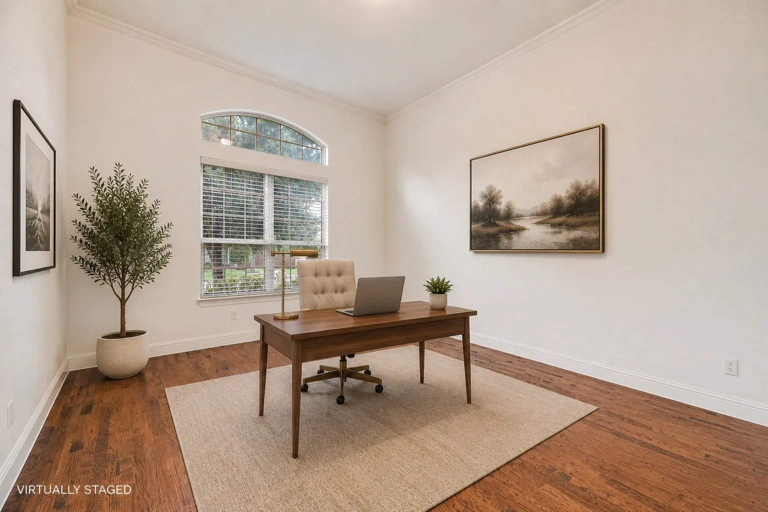 Office - virtually staged