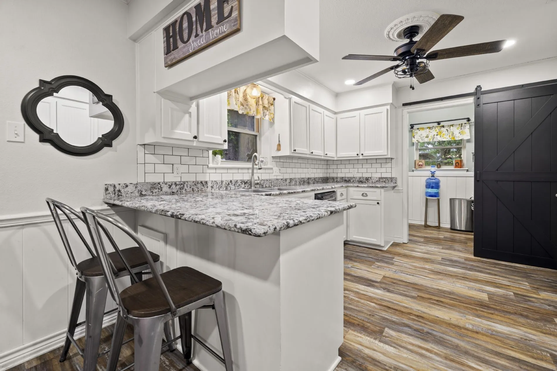 Single Family Residence For Sale in Wood County , 668 County Road 2436, Mineola, Texas 75773, 3 Bedroom, 2 Bathroom, Garage spaces, 2,361 Sqft, built in 1986, mls#21291805, Real Estate Agent in Mineola, Homes For Sale in Wood county, Homes For Sale in Mineola, Realtor in Mineola Texas, Real Estate Brokerage Independent Realty Texas, Luminita Cordes Realtor