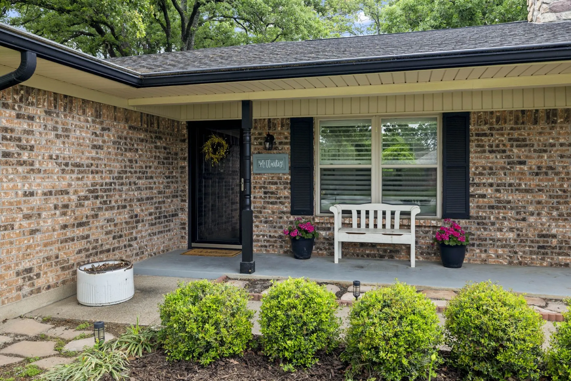 Single Family Residence For Sale in Wood County , 668 County Road 2436, Mineola, Texas 75773, 3 Bedroom, 2 Bathroom, Garage spaces, 2,361 Sqft, built in 1986, mls#21291805, Real Estate Agent in Mineola, Homes For Sale in Wood county, Homes For Sale in Mineola, Realtor in Mineola Texas, Real Estate Brokerage Independent Realty Texas, Luminita Cordes Realtor