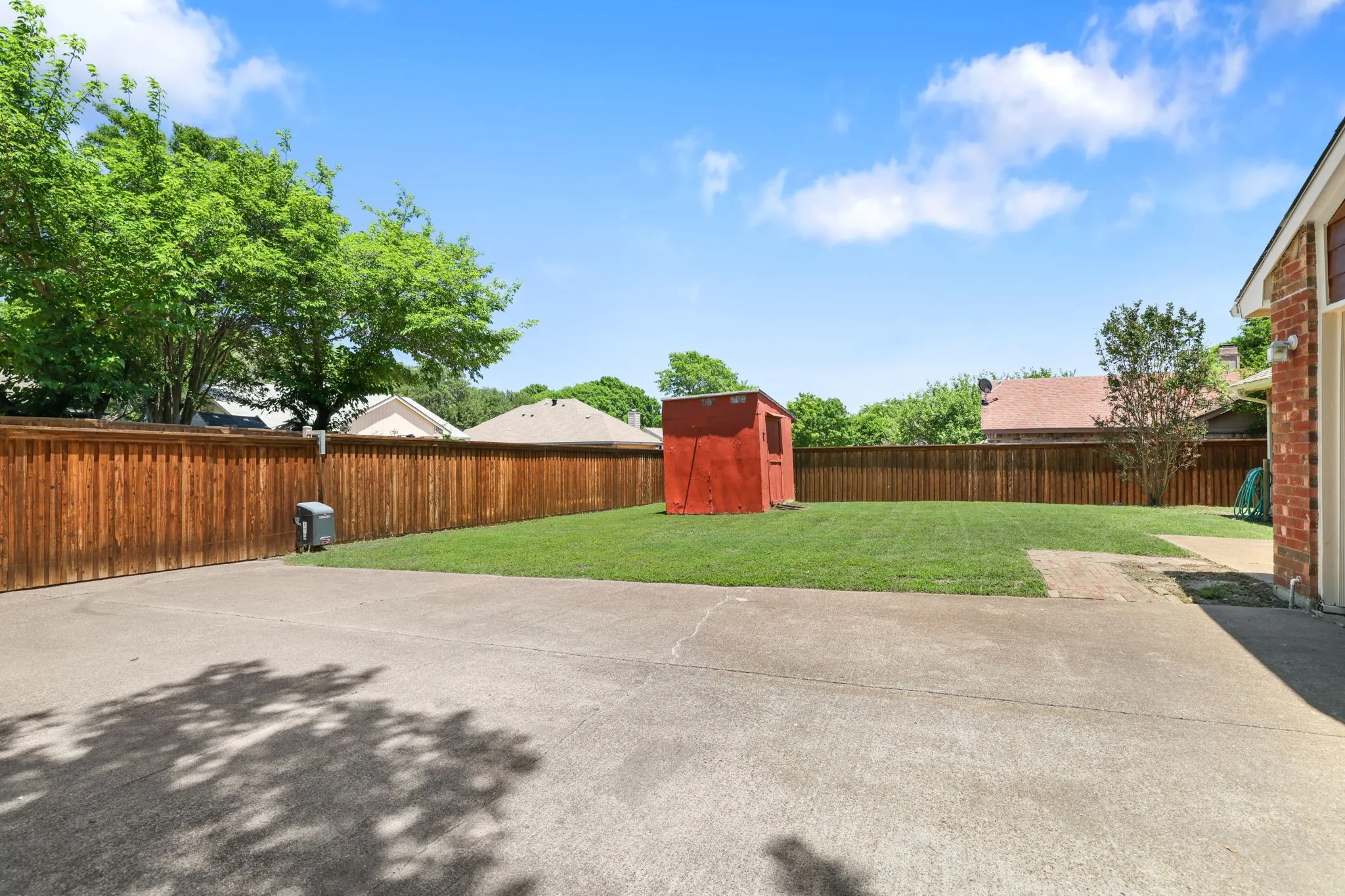 Single Family Residence For Sale in Dallas County , 1037 Whitewater Trail, De Soto, Texas 75115, 3 Bedroom, 2 Bathroom, 2 Garage spaces, 1,524 Sqft, built in 1985, mls#21281896, Real Estate Agent in De Soto, Homes For Sale in Dallas county, Homes For Sale in De Soto, Realtor in De Soto Texas, Real Estate Brokerage Independent Realty Texas, Luminita Cordes Realtor
