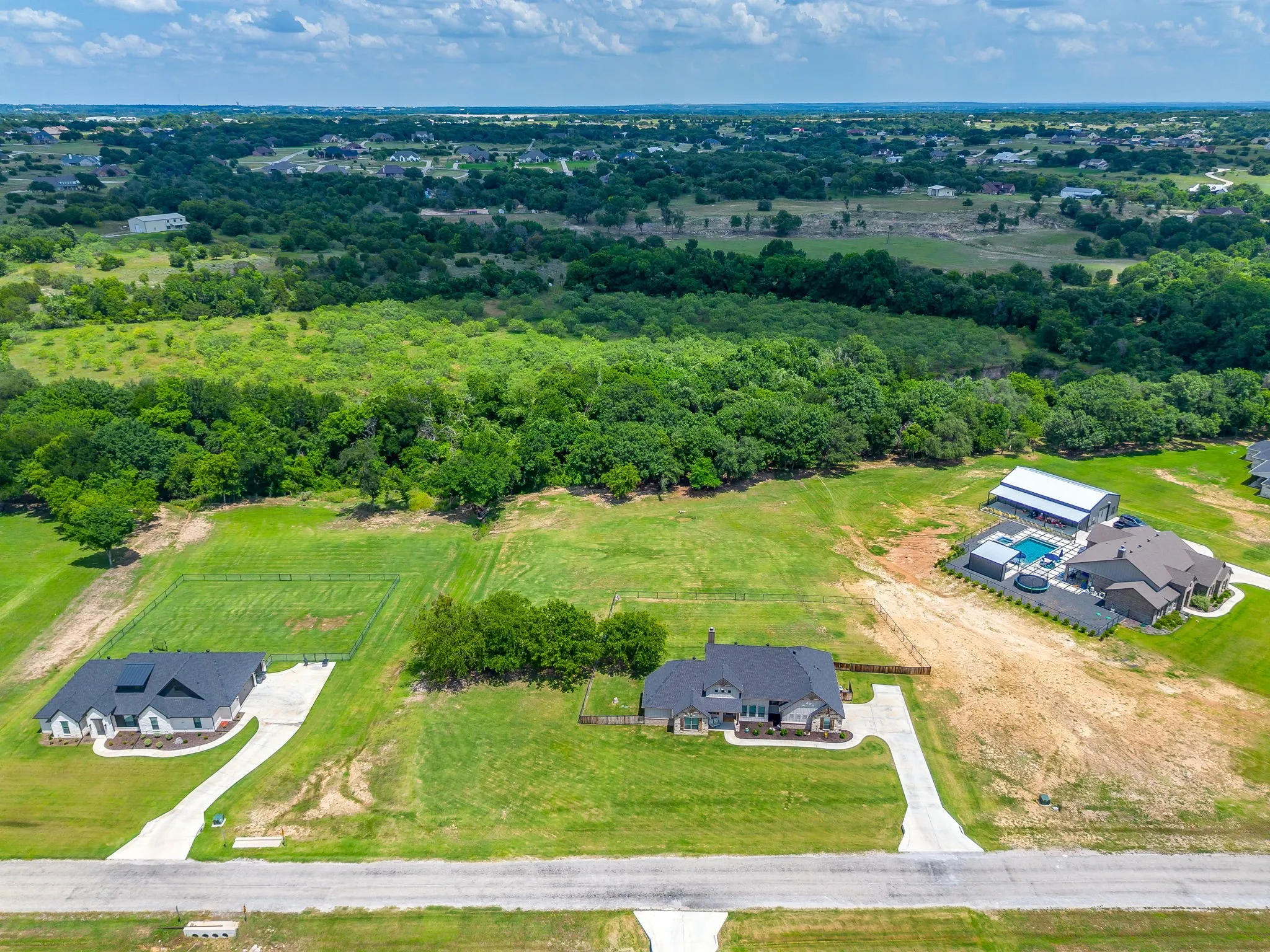 Single Family Residence For Sale in Parker County , 4000 Crick Court Court, Weatherford, Texas 76087, 4 Bedroom, 3 Bathroom, 2 Garage spaces, 2,378 Sqft, built in 2022, Price $588,000, mls#21291543, Real Estate Agent in Weatherford, Homes For Sale in Parker county, Homes For Sale in Weatherford, Realtor in Weatherford Texas, Real Estate Brokerage Independent Realty Texas, Luminita Cordes Realtor