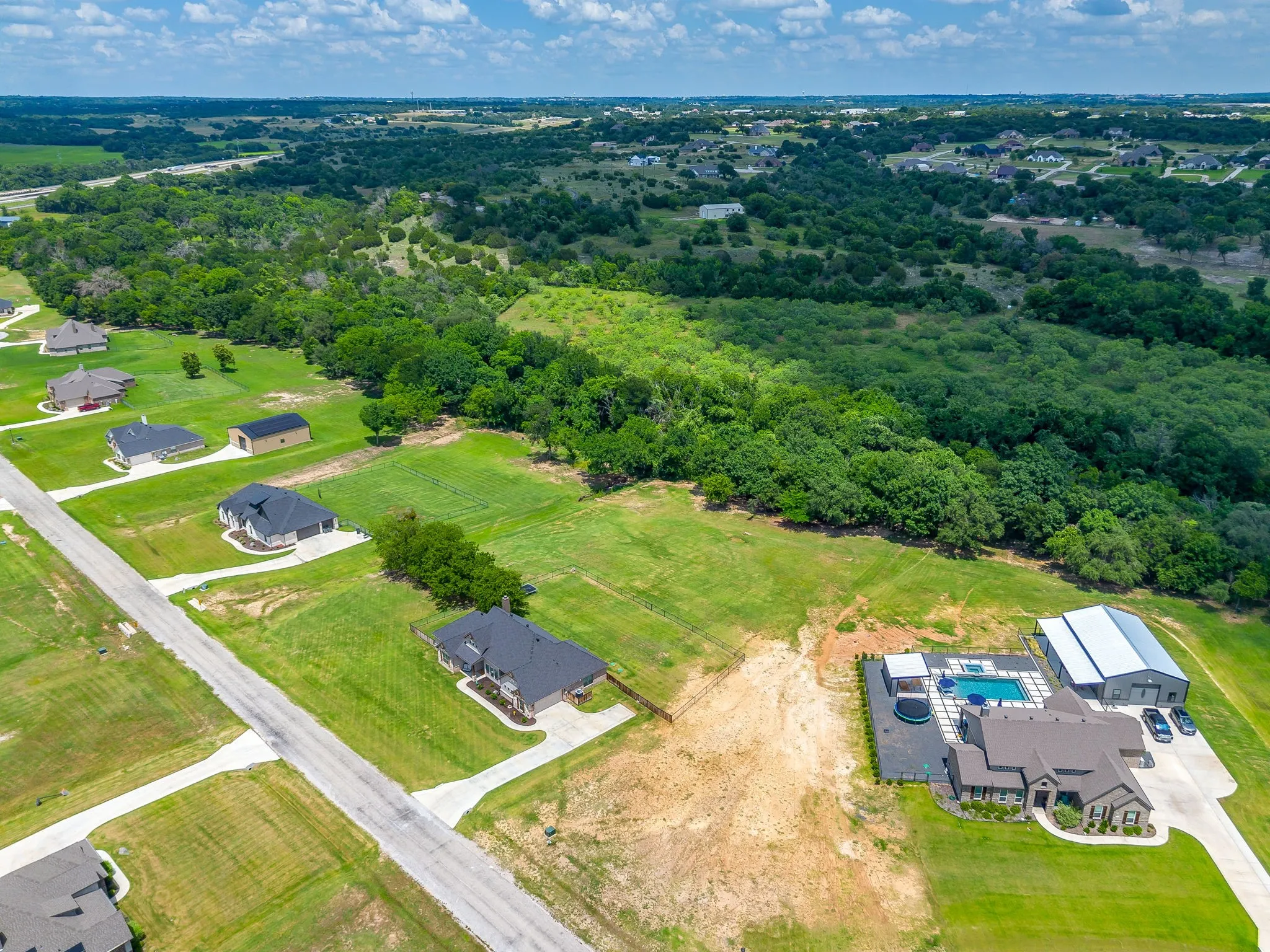 Single Family Residence For Sale in Parker County , 4000 Crick Court Court, Weatherford, Texas 76087, 4 Bedroom, 3 Bathroom, 2 Garage spaces, 2,378 Sqft, built in 2022, Price $588,000, mls#21291543, Real Estate Agent in Weatherford, Homes For Sale in Parker county, Homes For Sale in Weatherford, Realtor in Weatherford Texas, Real Estate Brokerage Independent Realty Texas, Luminita Cordes Realtor