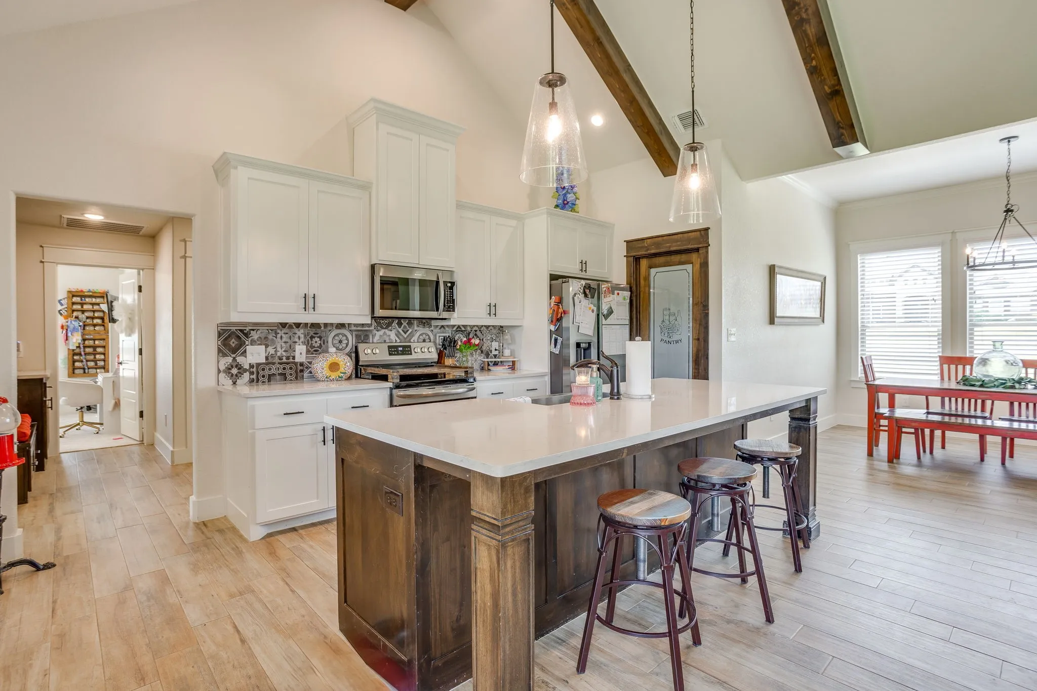 Single Family Residence For Sale in Parker County , 4000 Crick Court Court, Weatherford, Texas 76087, 4 Bedroom, 3 Bathroom, 2 Garage spaces, 2,378 Sqft, built in 2022, Price $588,000, mls#21291543, Real Estate Agent in Weatherford, Homes For Sale in Parker county, Homes For Sale in Weatherford, Realtor in Weatherford Texas, Real Estate Brokerage Independent Realty Texas, Luminita Cordes Realtor