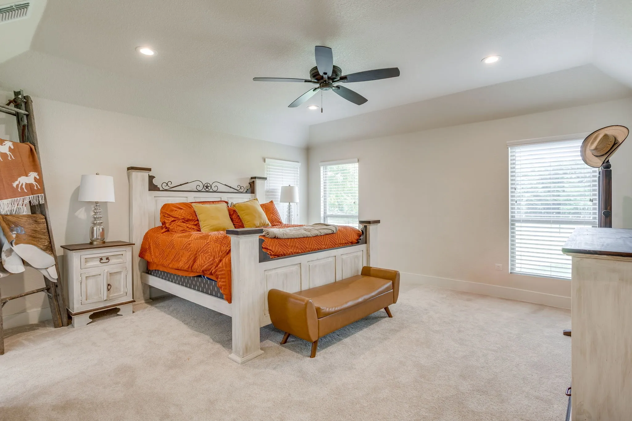 Single Family Residence For Sale in Parker County , 4000 Crick Court Court, Weatherford, Texas 76087, 4 Bedroom, 3 Bathroom, 2 Garage spaces, 2,378 Sqft, built in 2022, Price $588,000, mls#21291543, Real Estate Agent in Weatherford, Homes For Sale in Parker county, Homes For Sale in Weatherford, Realtor in Weatherford Texas, Real Estate Brokerage Independent Realty Texas, Luminita Cordes Realtor