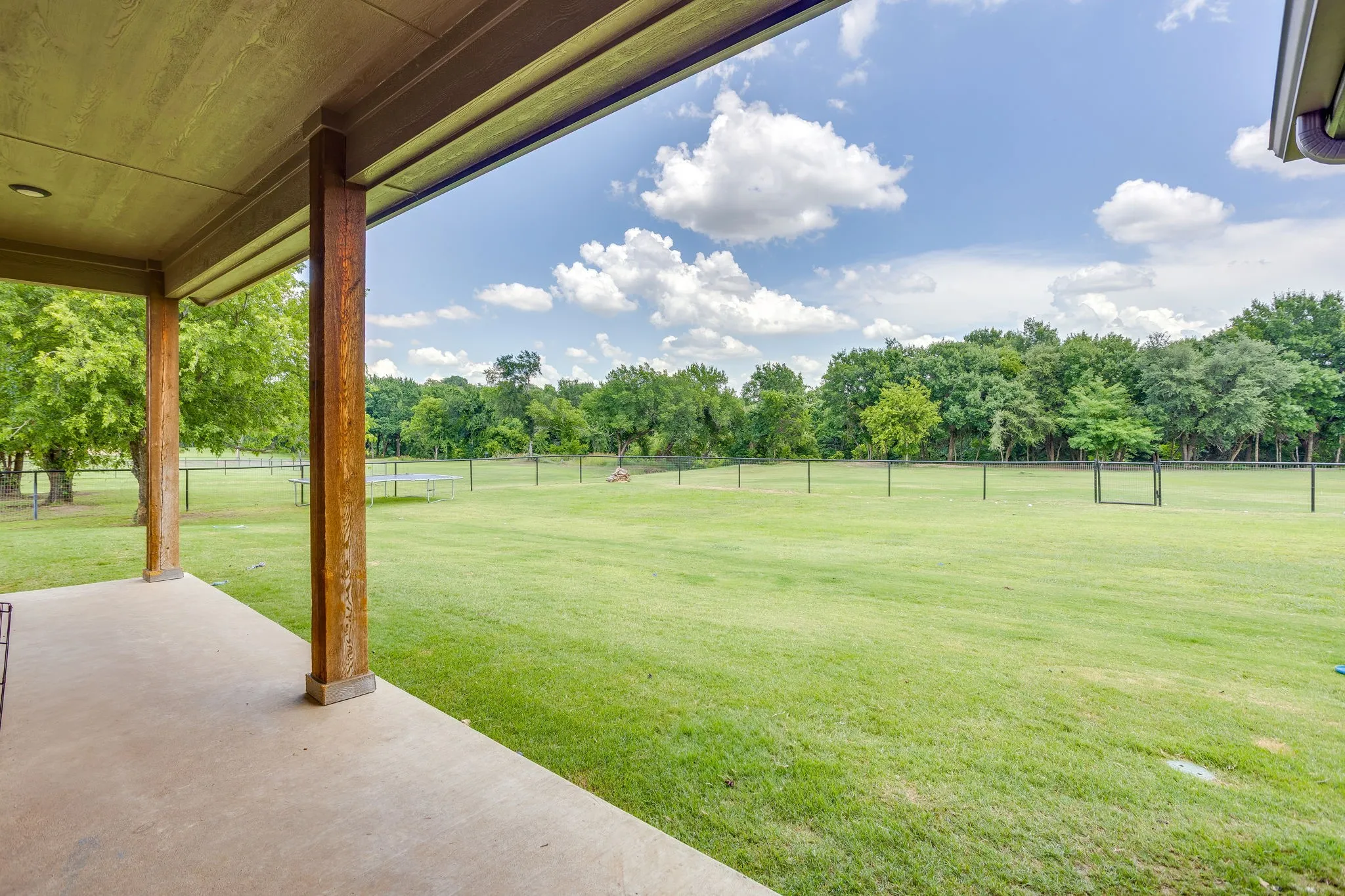 Single Family Residence For Sale in Parker County , 4000 Crick Court Court, Weatherford, Texas 76087, 4 Bedroom, 3 Bathroom, 2 Garage spaces, 2,378 Sqft, built in 2022, Price $588,000, mls#21291543, Real Estate Agent in Weatherford, Homes For Sale in Parker county, Homes For Sale in Weatherford, Realtor in Weatherford Texas, Real Estate Brokerage Independent Realty Texas, Luminita Cordes Realtor