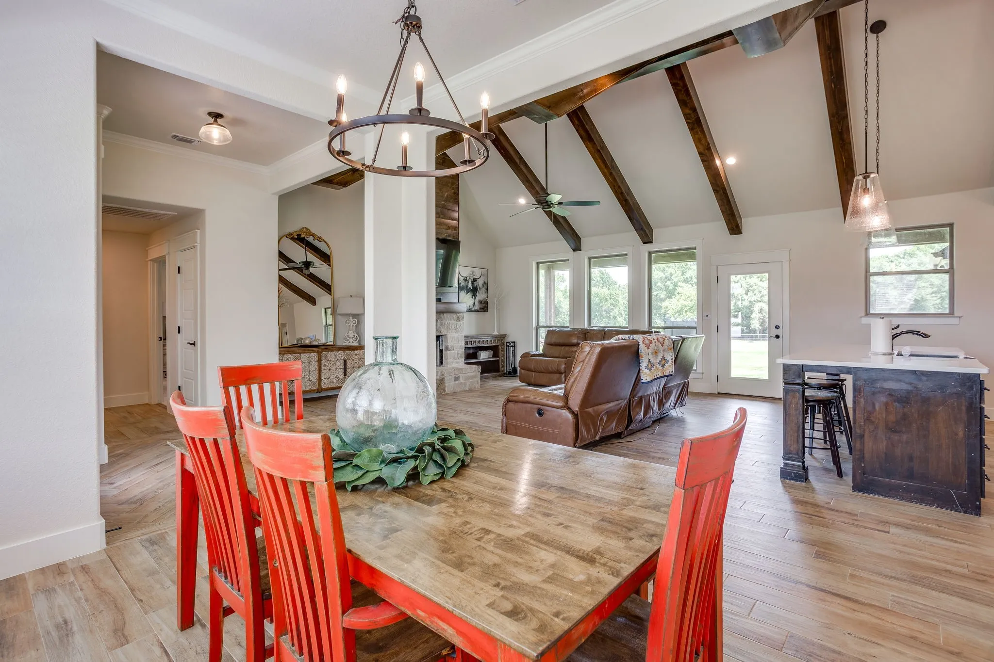 Single Family Residence For Sale in Parker County , 4000 Crick Court Court, Weatherford, Texas 76087, 4 Bedroom, 3 Bathroom, 2 Garage spaces, 2,378 Sqft, built in 2022, Price $588,000, mls#21291543, Real Estate Agent in Weatherford, Homes For Sale in Parker county, Homes For Sale in Weatherford, Realtor in Weatherford Texas, Real Estate Brokerage Independent Realty Texas, Luminita Cordes Realtor