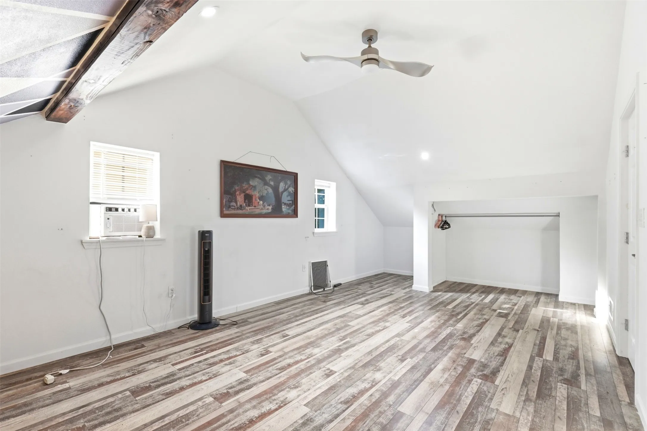 Single Family Residence For Sale in Camp County , 325 Quitman Street, Pittsburg, Texas 75686, 4 Bedrooms, 2 Bathrooms, 1 Garage spaces, 1,540 Sqft, built in 2008, Price $278,500, mls#21291838, Real Estate Agent in Pittsburg, Homes For Sale in Camp county, Homes For Sale in Pittsburg, Realtor in Pittsburg Texas, Real Estate Brokerage Independent Realty Texas, Luminita Cordes Realtor