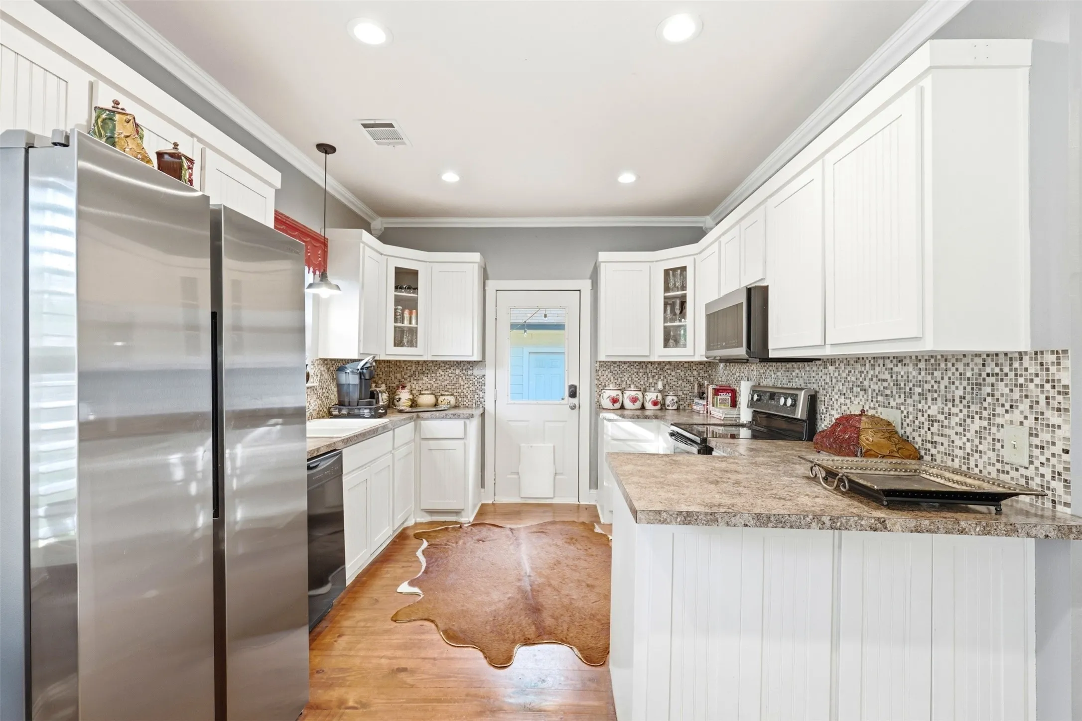 Single Family Residence For Sale in Camp County , 325 Quitman Street, Pittsburg, Texas 75686, 4 Bedrooms, 2 Bathrooms, 1 Garage spaces, 1,540 Sqft, built in 2008, Price $278,500, mls#21291838, Real Estate Agent in Pittsburg, Homes For Sale in Camp county, Homes For Sale in Pittsburg, Realtor in Pittsburg Texas, Real Estate Brokerage Independent Realty Texas, Luminita Cordes Realtor