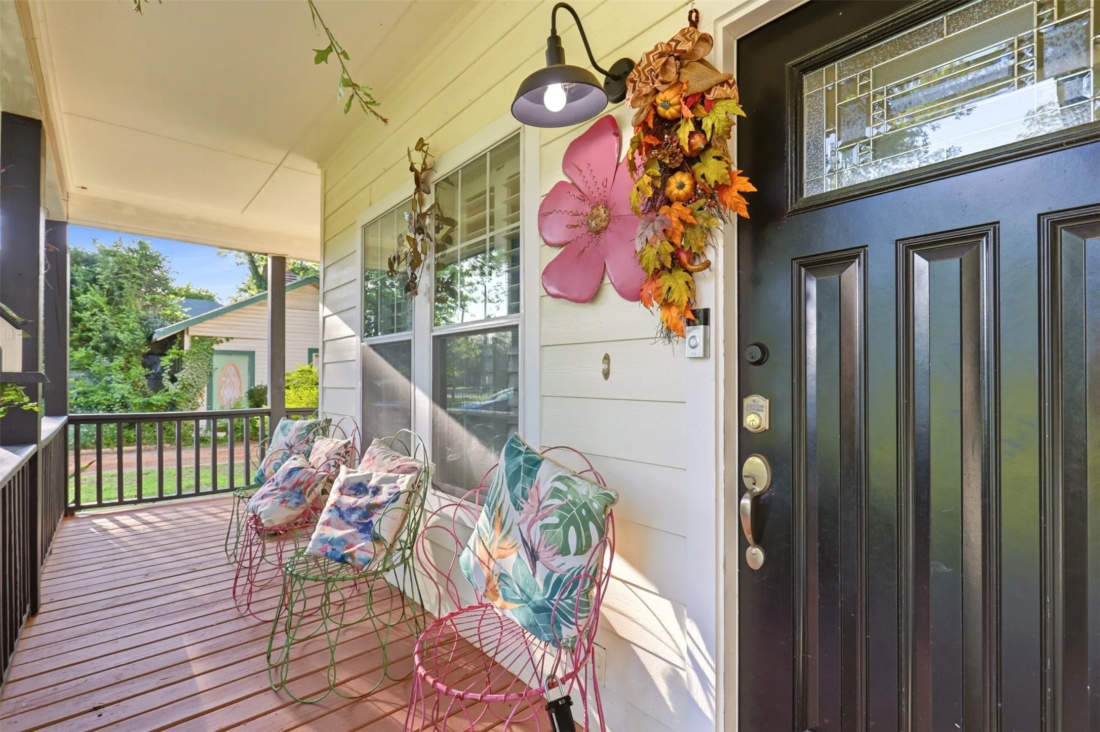 Single Family Residence For Sale in Camp County , 325 Quitman Street, Pittsburg, Texas 75686, 4 Bedrooms, 2 Bathrooms, 1 Garage spaces, 1,540 Sqft, built in 2008, Price $278,500, mls#21291838, Real Estate Agent in Pittsburg, Homes For Sale in Camp county, Homes For Sale in Pittsburg, Realtor in Pittsburg Texas, Real Estate Brokerage Independent Realty Texas, Luminita Cordes Realtor