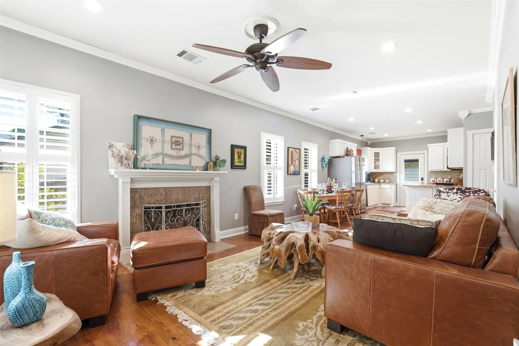 Single Family Residence For Sale in Camp County , 325 Quitman Street, Pittsburg, Texas 75686, 4 Bedrooms, 2 Bathrooms, 1 Garage spaces, 1,540 Sqft, built in 2008, Price $278,500, mls#21291838, Real Estate Agent in Pittsburg, Homes For Sale in Camp county, Homes For Sale in Pittsburg, Realtor in Pittsburg Texas, Real Estate Brokerage Independent Realty Texas, Luminita Cordes Realtor