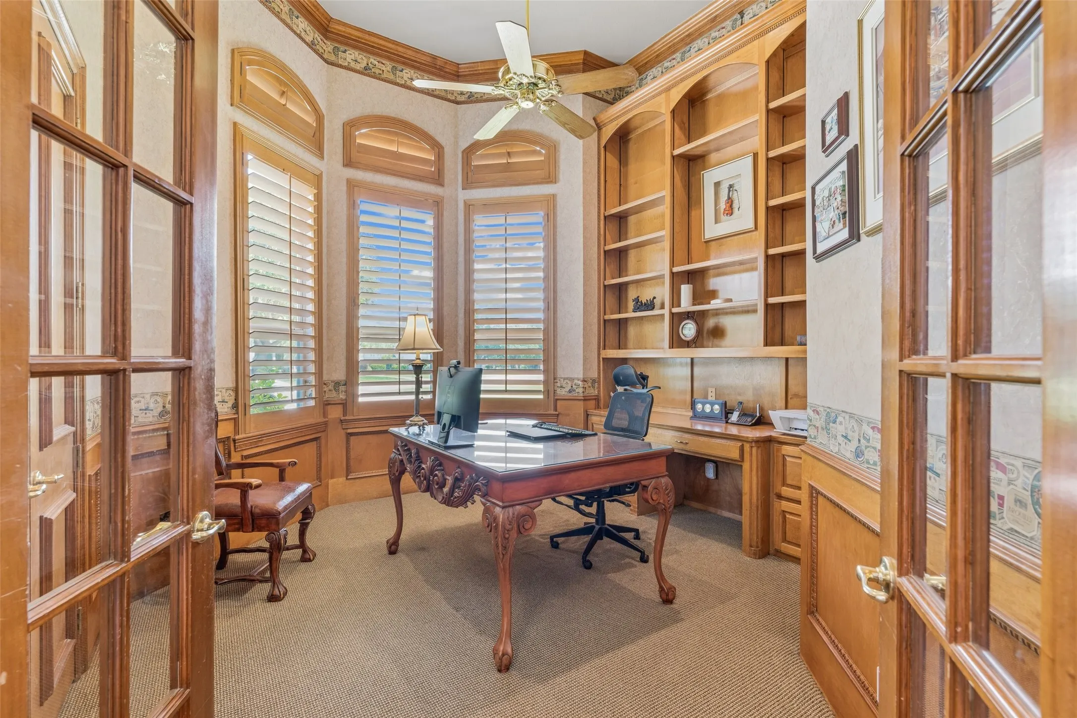 Single Family Residence For Sale in Tarrant County , 920 Independence Parkway, Southlake, Texas 76092, 5 Bedroom, 5 Bathroom, 3 Garage spaces, 4,669 Sqft, built in 1996, mls#21276813, Real Estate Agent in Southlake, Homes For Sale in Tarrant county, Homes For Sale in Southlake, Realtor in Southlake Texas, Real Estate Brokerage Independent Realty Texas, Luminita Cordes Realtor