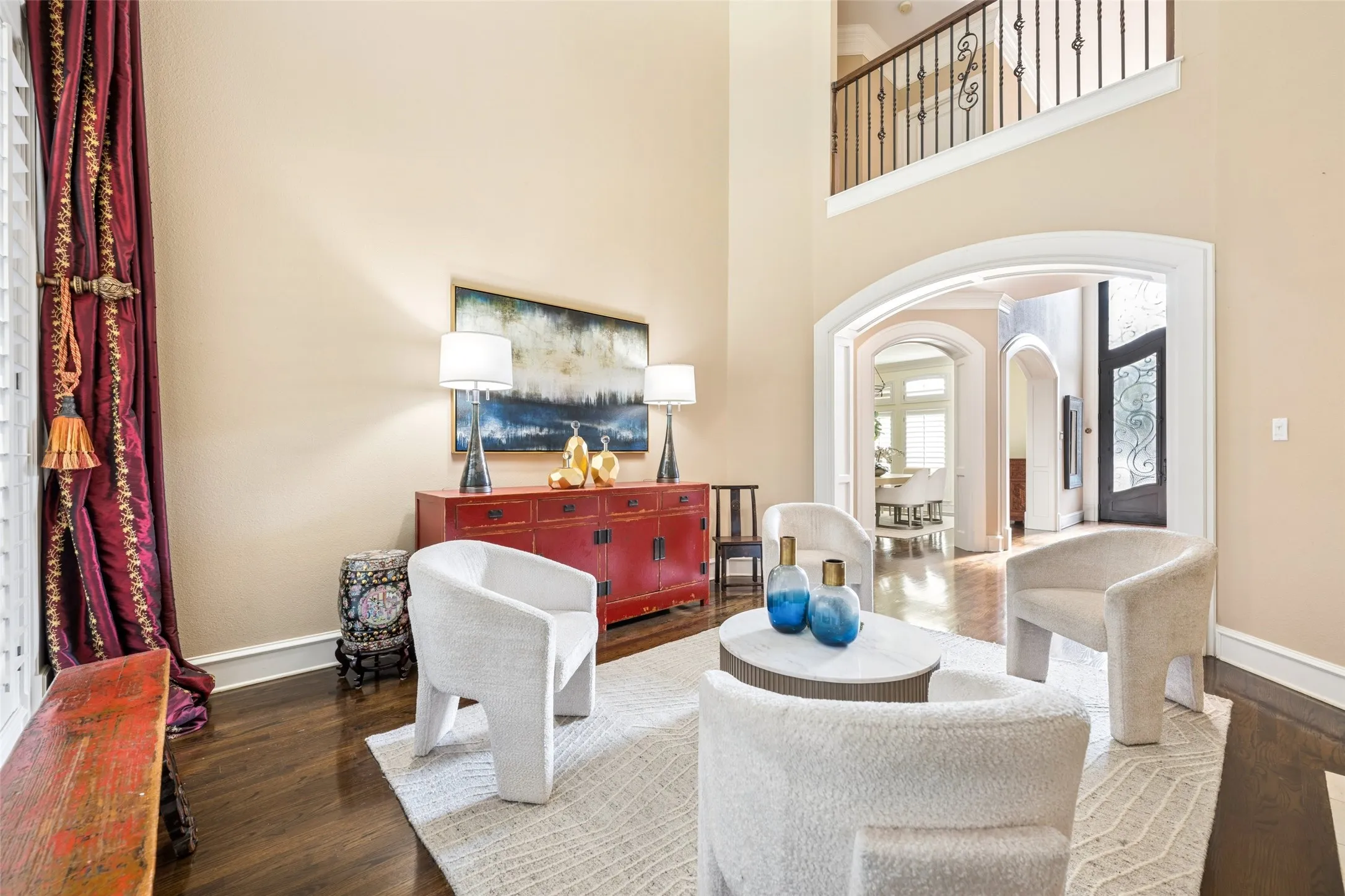 Single Family Residence For Sale in Tarrant County , 920 Independence Parkway, Southlake, Texas 76092, 5 Bedroom, 5 Bathroom, 3 Garage spaces, 4,669 Sqft, built in 1996, mls#21276813, Real Estate Agent in Southlake, Homes For Sale in Tarrant county, Homes For Sale in Southlake, Realtor in Southlake Texas, Real Estate Brokerage Independent Realty Texas, Luminita Cordes Realtor