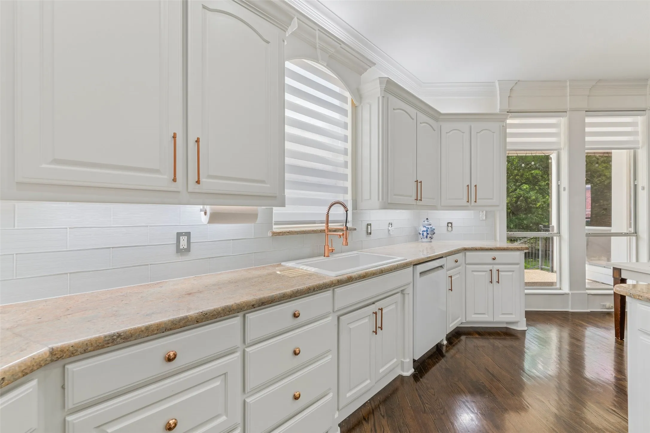Single Family Residence For Sale in Tarrant County , 920 Independence Parkway, Southlake, Texas 76092, 5 Bedroom, 5 Bathroom, 3 Garage spaces, 4,669 Sqft, built in 1996, mls#21276813, Real Estate Agent in Southlake, Homes For Sale in Tarrant county, Homes For Sale in Southlake, Realtor in Southlake Texas, Real Estate Brokerage Independent Realty Texas, Luminita Cordes Realtor