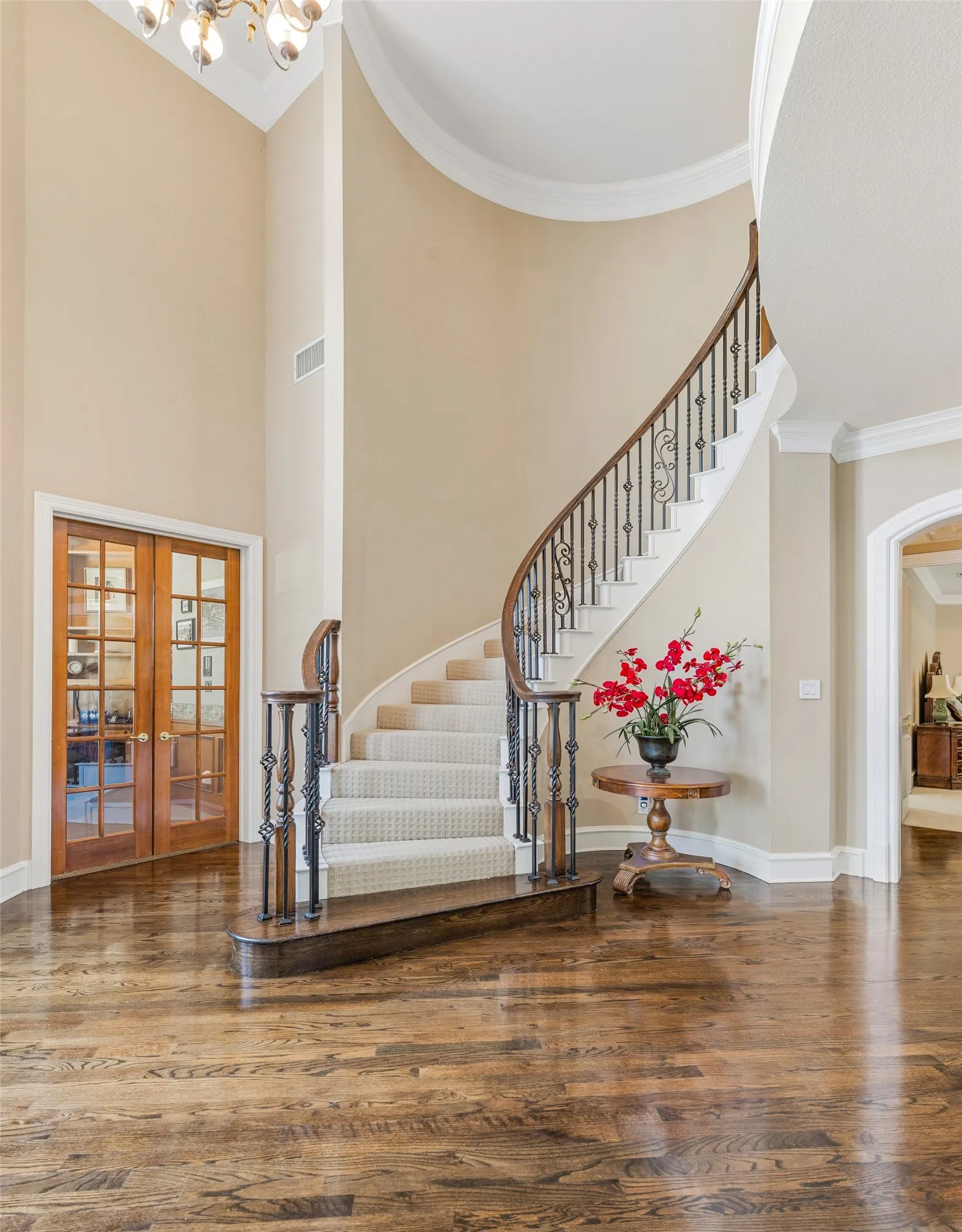 Single Family Residence For Sale in Tarrant County , 920 Independence Parkway, Southlake, Texas 76092, 5 Bedroom, 5 Bathroom, 3 Garage spaces, 4,669 Sqft, built in 1996, mls#21276813, Real Estate Agent in Southlake, Homes For Sale in Tarrant county, Homes For Sale in Southlake, Realtor in Southlake Texas, Real Estate Brokerage Independent Realty Texas, Luminita Cordes Realtor