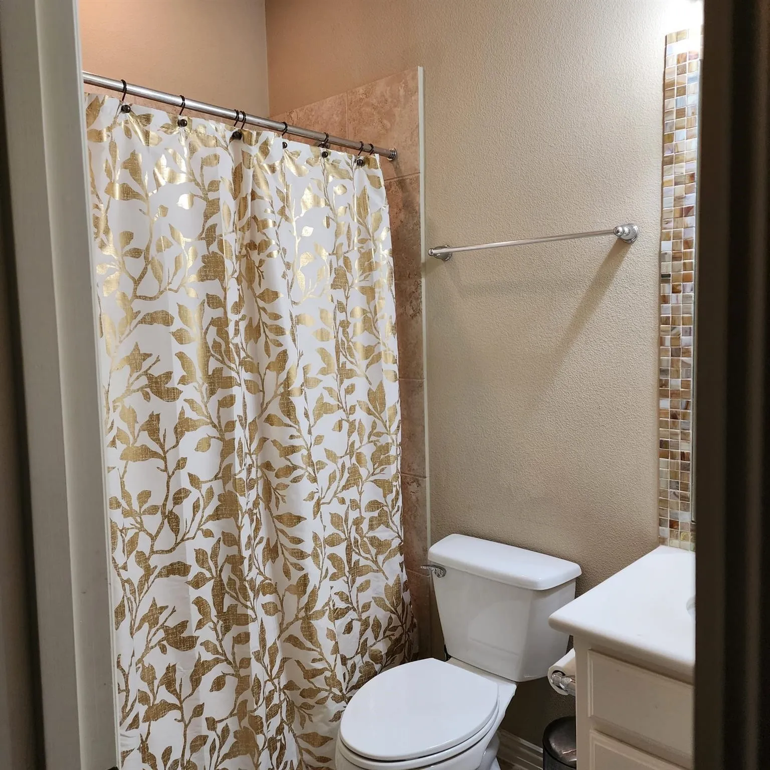 Single Family Residence For Rent in Collin County , 10082 Drawbridge Drive, Frisco, Texas 75035, 4 Bedroom, 4 Bathroom, 2 Garage spaces, 3,501 Sqft, built in 2010, mls#21286718, Real Estate Agent in Frisco, Homes For Rent in Collin county, Homes For Rent in Frisco, Realtor in Frisco Texas, Real Estate Brokerage Independent Realty Texas, Luminita Cordes Realtor