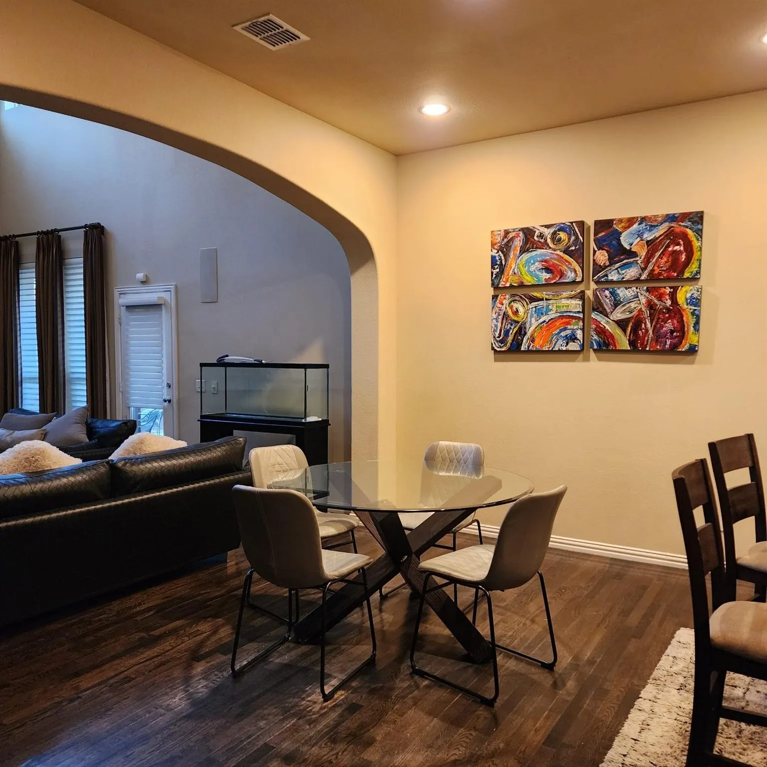 Single Family Residence For Rent in Collin County , 10082 Drawbridge Drive, Frisco, Texas 75035, 4 Bedroom, 4 Bathroom, 2 Garage spaces, 3,501 Sqft, built in 2010, mls#21286718, Real Estate Agent in Frisco, Homes For Rent in Collin county, Homes For Rent in Frisco, Realtor in Frisco Texas, Real Estate Brokerage Independent Realty Texas, Luminita Cordes Realtor