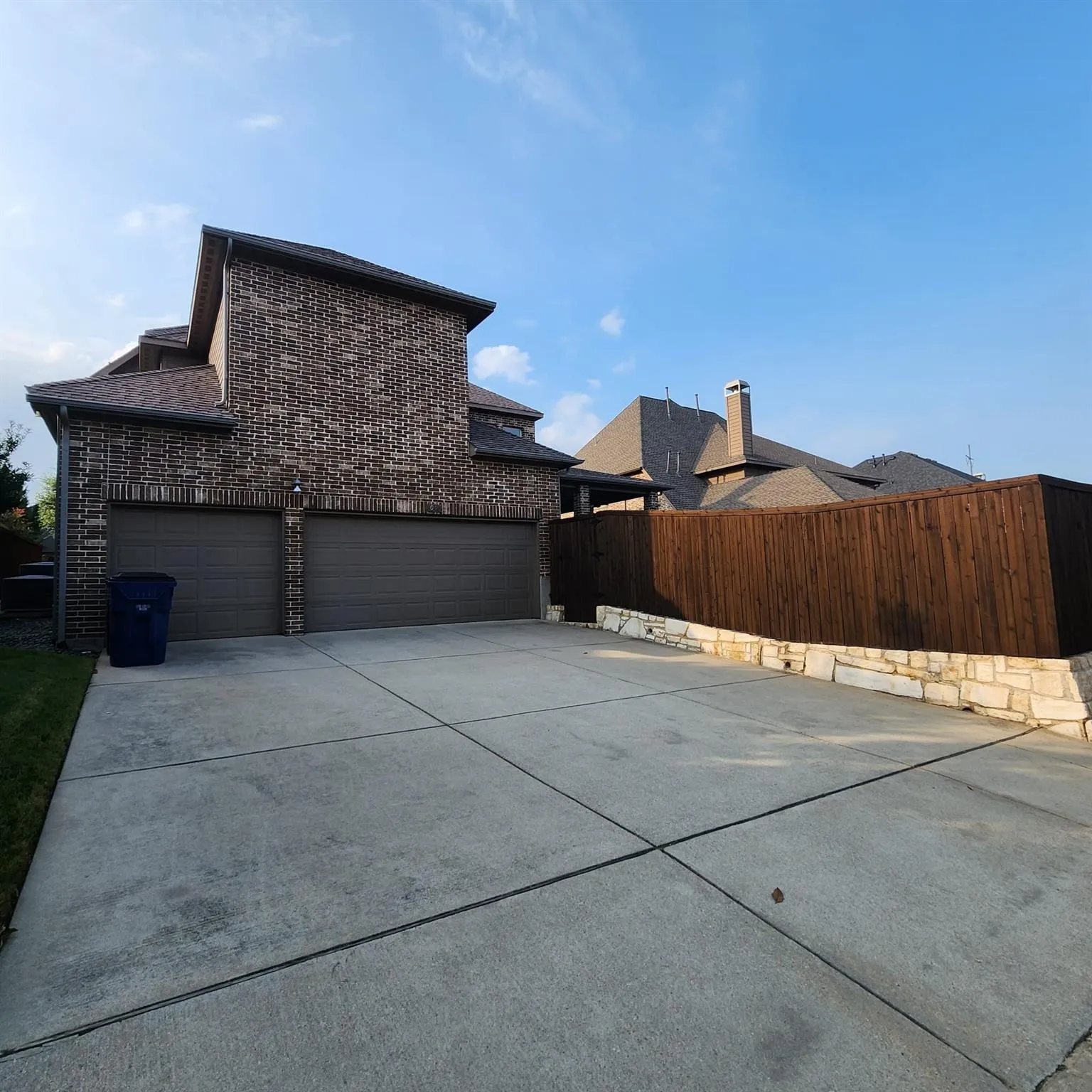 Single Family Residence For Rent in Collin County , 10082 Drawbridge Drive, Frisco, Texas 75035, 4 Bedroom, 4 Bathroom, 2 Garage spaces, 3,501 Sqft, built in 2010, mls#21286718, Real Estate Agent in Frisco, Homes For Rent in Collin county, Homes For Rent in Frisco, Realtor in Frisco Texas, Real Estate Brokerage Independent Realty Texas, Luminita Cordes Realtor