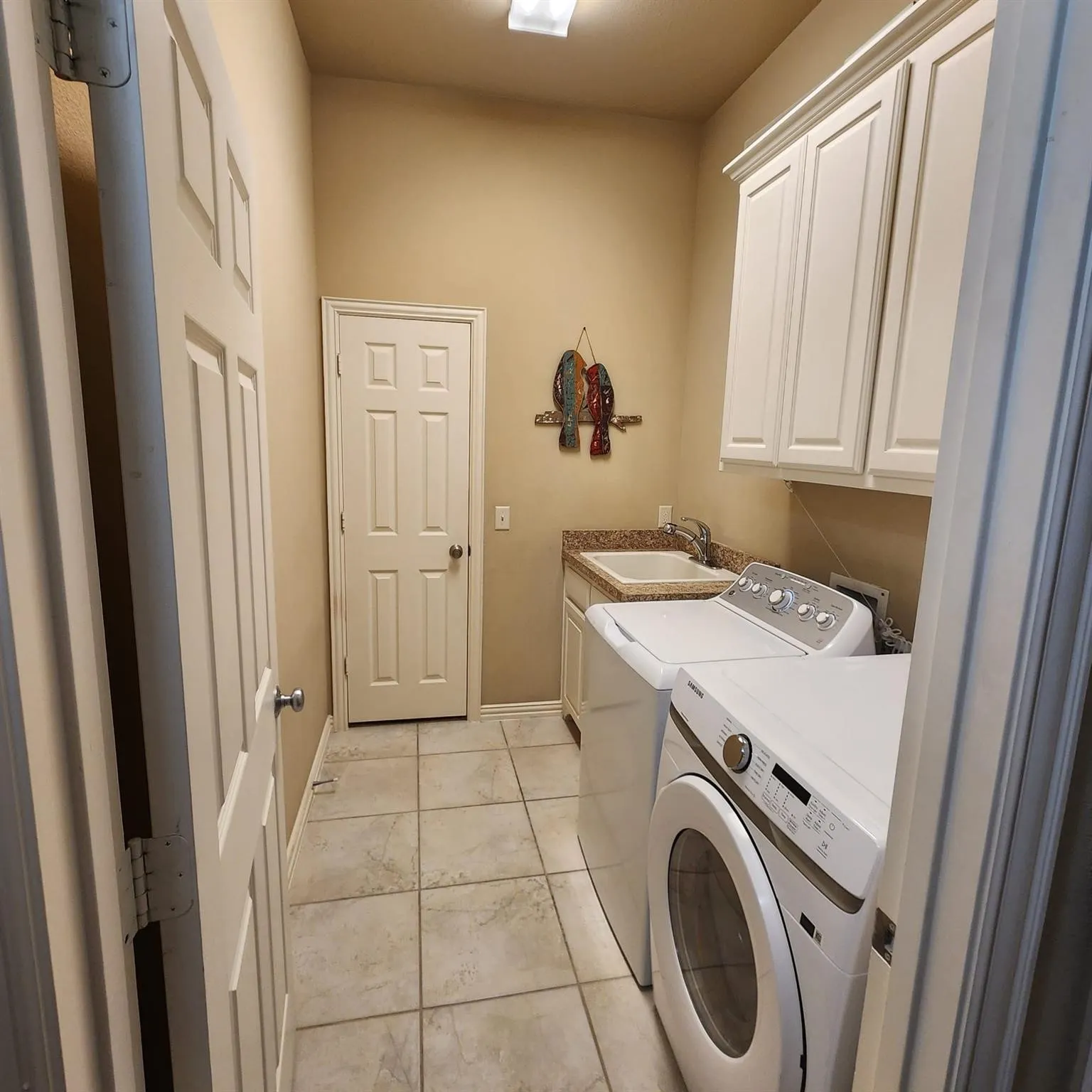 Single Family Residence For Rent in Collin County , 10082 Drawbridge Drive, Frisco, Texas 75035, 4 Bedroom, 4 Bathroom, 2 Garage spaces, 3,501 Sqft, built in 2010, mls#21286718, Real Estate Agent in Frisco, Homes For Rent in Collin county, Homes For Rent in Frisco, Realtor in Frisco Texas, Real Estate Brokerage Independent Realty Texas, Luminita Cordes Realtor