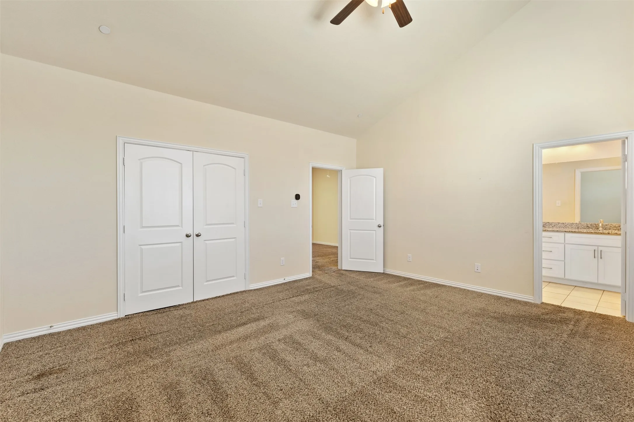 Townhouse For Sale in Dallas County , 1904 Bethlehem Street, Irving, Texas 75061, 3 Bedroom, 3 Bathroom, 2 Garage spaces, 1,933 Sqft, built in 2019, mls#21287539, Real Estate Agent in Irving, Homes For Sale in Dallas county, Homes For Sale in Irving, Realtor in Irving Texas, Real Estate Brokerage Independent Realty Texas, Luminita Cordes Realtor