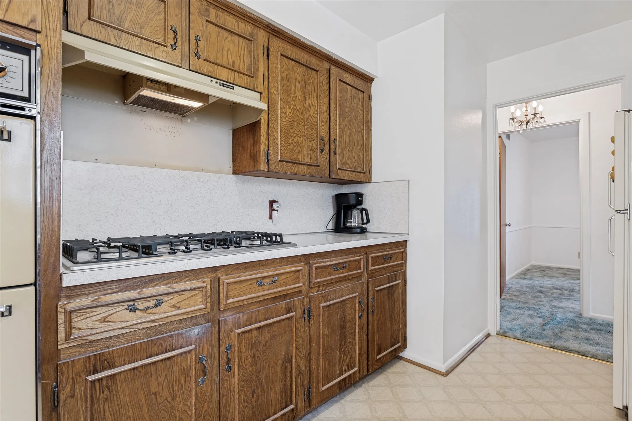 Single Family Residence For Sale in Dallas County , 422 W Daugherty Drive, Garland, Texas 75041, 3 Bedroom, 1 Bathroom, 2 Garage spaces, 1,078 Sqft, built in 1955, mls#21289245, Real Estate Agent in Garland, Homes For Sale in Dallas county, Homes For Sale in Garland, Realtor in Garland Texas, Real Estate Brokerage Independent Realty Texas, Luminita Cordes Realtor