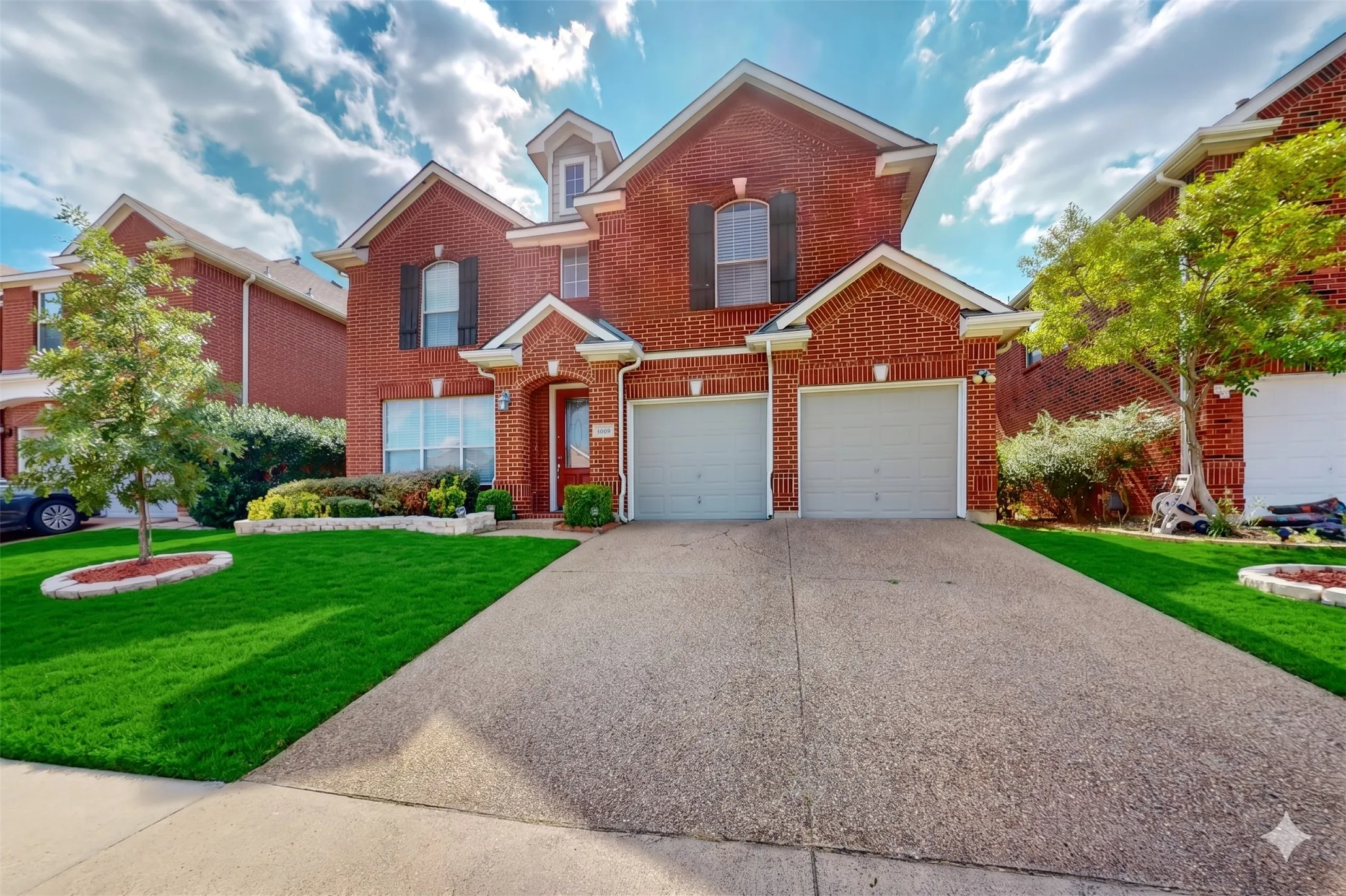Single Family Residence For Rent in Dallas County , 8609 Rugby Drive, Irving, Texas 75063, 4 Bedroom, 3 Bathroom, 2 Garage spaces, 2,967 Sqft, built in 2003, mls#21291863, Real Estate Agent in Irving, Homes For Rent in Dallas county, Homes For Rent in Irving, Realtor in Irving Texas, Real Estate Brokerage Independent Realty Texas, Luminita Cordes Realtor