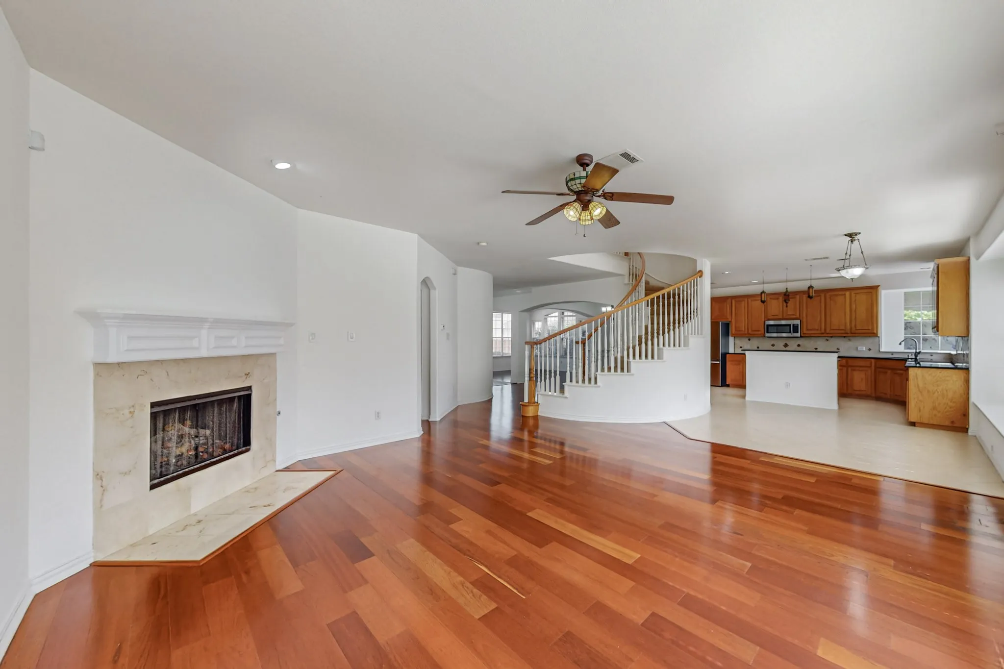 Single Family Residence For Rent in Dallas County , 8609 Rugby Drive, Irving, Texas 75063, 4 Bedroom, 3 Bathroom, 2 Garage spaces, 2,967 Sqft, built in 2003, mls#21291863, Real Estate Agent in Irving, Homes For Rent in Dallas county, Homes For Rent in Irving, Realtor in Irving Texas, Real Estate Brokerage Independent Realty Texas, Luminita Cordes Realtor
