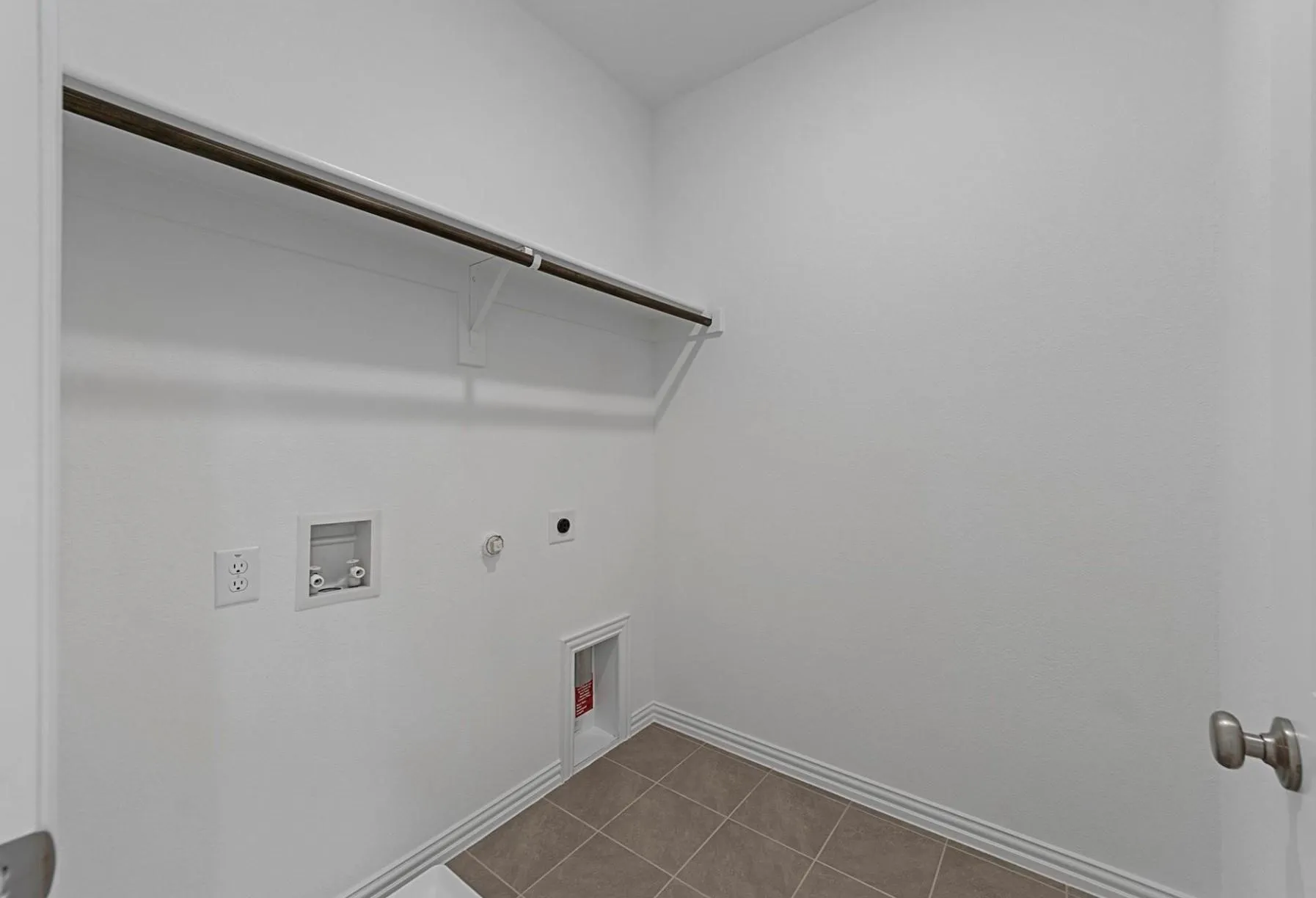 Single Family Residence For Rent in Dallas County , 3309 Penn Boulevard, Sachse, Texas 75048, 3 Bedroom, 3 Bathroom, 2 Garage spaces, 2,054 Sqft, built in 2022, mls#21291868, Real Estate Agent in Sachse, Homes For Rent in Dallas county, Homes For Rent in Sachse, Realtor in Sachse Texas, Real Estate Brokerage Independent Realty Texas, Luminita Cordes Realtor