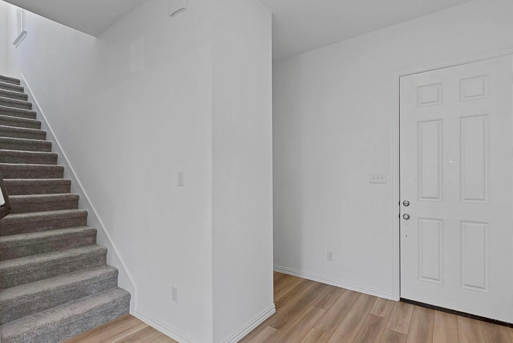 Single Family Residence For Rent in Dallas County , 3309 Penn Boulevard, Sachse, Texas 75048, 3 Bedroom, 3 Bathroom, 2 Garage spaces, 2,054 Sqft, built in 2022, mls#21291868, Real Estate Agent in Sachse, Homes For Rent in Dallas county, Homes For Rent in Sachse, Realtor in Sachse Texas, Real Estate Brokerage Independent Realty Texas, Luminita Cordes Realtor