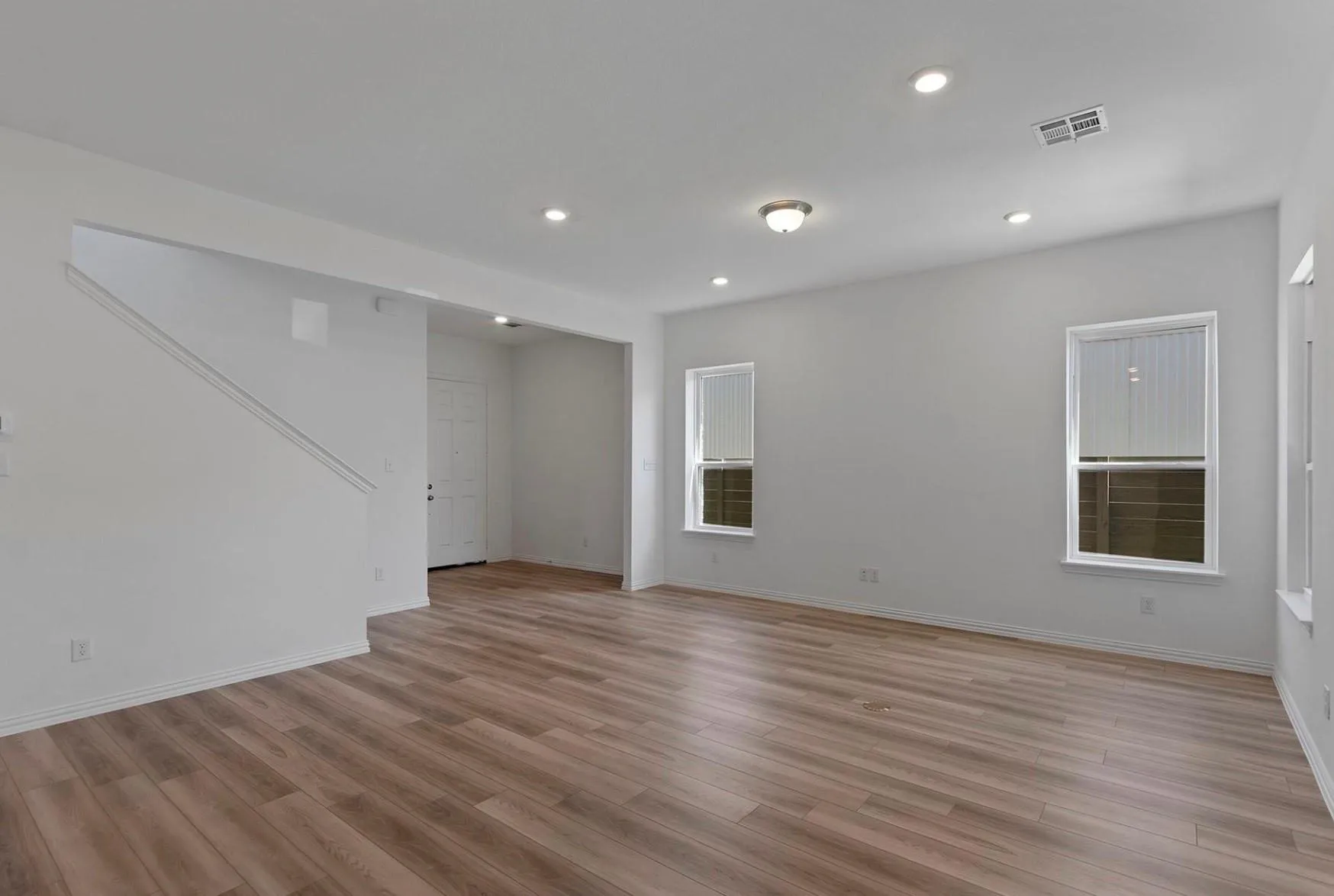 Single Family Residence For Rent in Dallas County , 3309 Penn Boulevard, Sachse, Texas 75048, 3 Bedroom, 3 Bathroom, 2 Garage spaces, 2,054 Sqft, built in 2022, mls#21291868, Real Estate Agent in Sachse, Homes For Rent in Dallas county, Homes For Rent in Sachse, Realtor in Sachse Texas, Real Estate Brokerage Independent Realty Texas, Luminita Cordes Realtor
