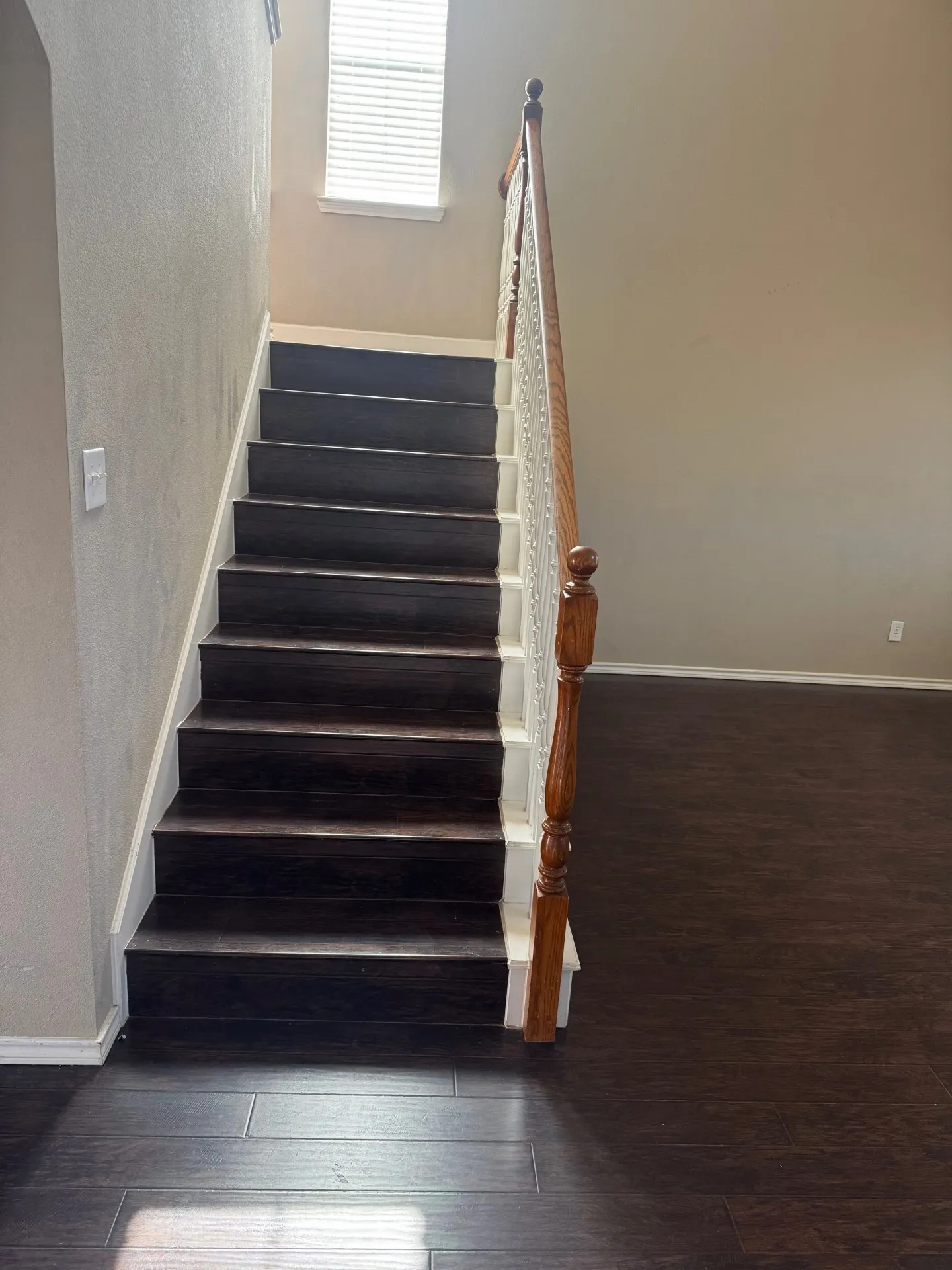 Single Family Residence For Rent in Dallas County , 3102 Red Oak Drive, Sunnyvale, Texas 75182, 4 Bedroom, 3 Bathroom, 2 Garage spaces, 2,918 Sqft, built in 2005, mls#21291884, Real Estate Agent in Sunnyvale, Homes For Rent in Dallas county, Homes For Rent in Sunnyvale, Realtor in Sunnyvale Texas, Real Estate Brokerage Independent Realty Texas, Luminita Cordes Realtor