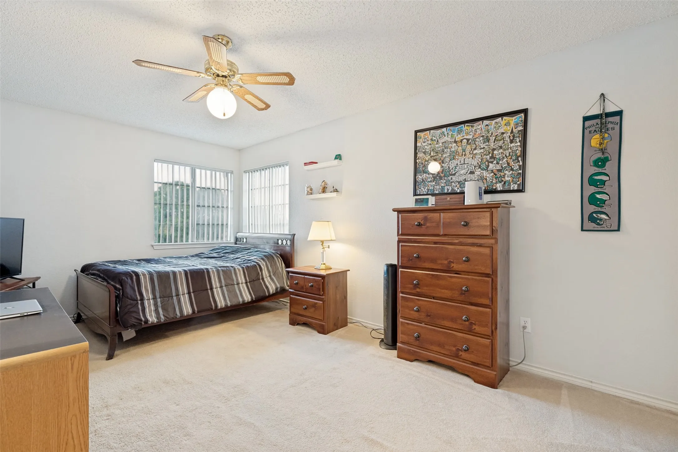 Upstairs bedroom (5 of 5)