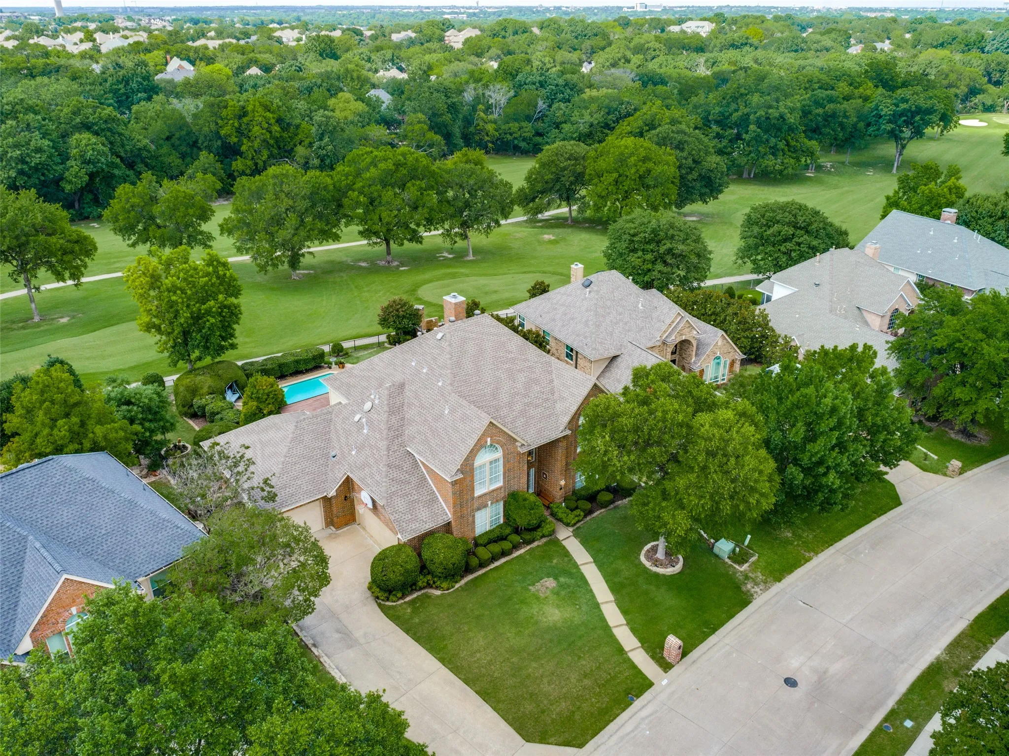Single Family Residence For Sale in Collin County , 2712 Brookside Lane, Mc Kinney, Texas 75072, 5 Bedroom, 4 Bathroom, 3 Garage spaces, 3,722 Sqft, built in 1991, mls#21291050, Real Estate Agent in Mc Kinney, Homes For Sale in Collin county, Homes For Sale in Mc Kinney, Realtor in Mc Kinney Texas, Real Estate Brokerage Independent Realty Texas, Luminita Cordes Realtor