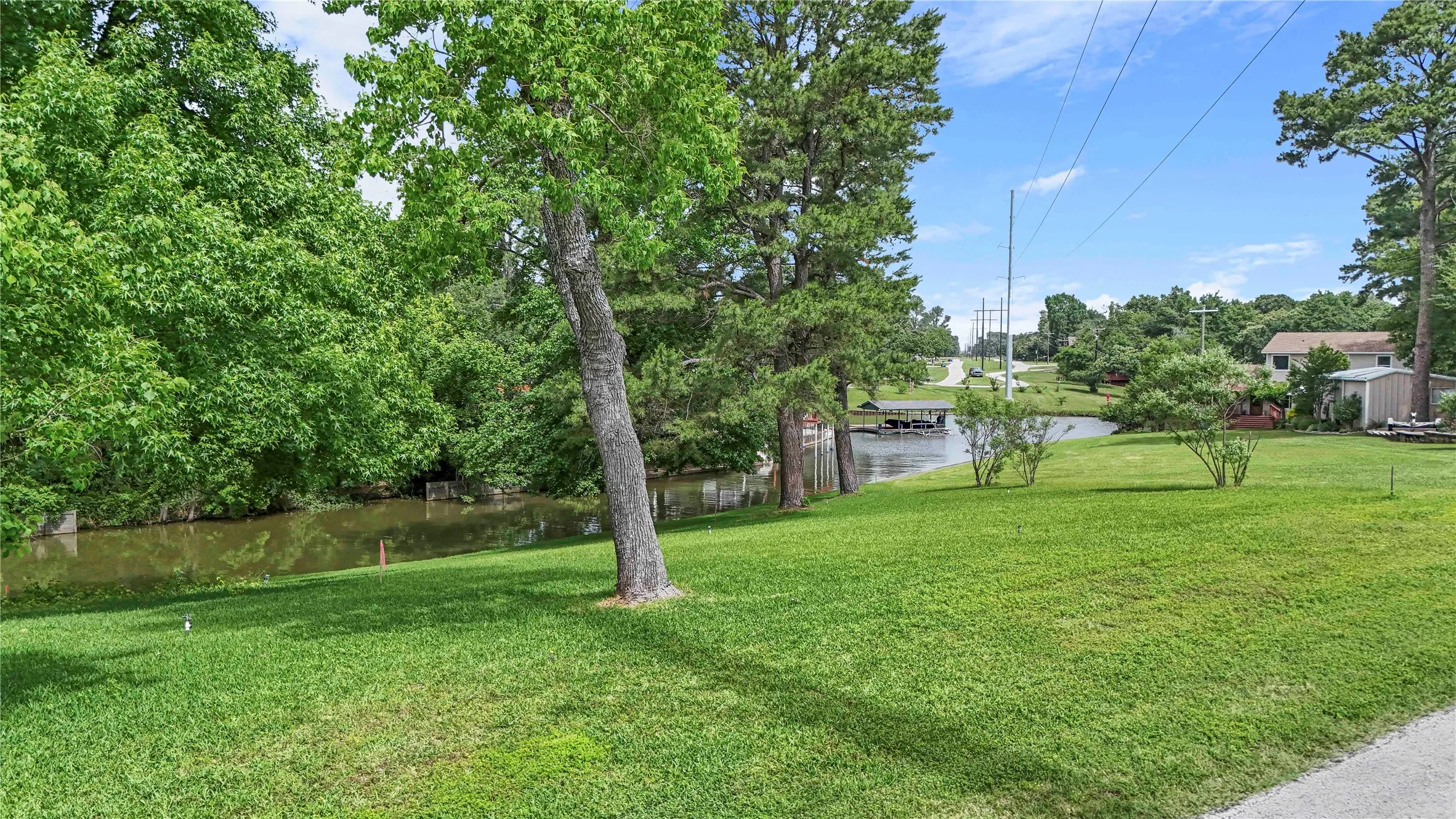 Improved Land For Sale in Henderson County , 0 Sundown Trail, Tool, Texas 75143, 0, 0, Garage spaces, 0 Sqft, built in 0, mls#21282745, Real Estate Agent in Tool, Homes For Sale in Henderson county, Homes For Sale in Tool, Realtor in Tool Texas, Real Estate Brokerage Independent Realty Texas, Luminita Cordes Realtor