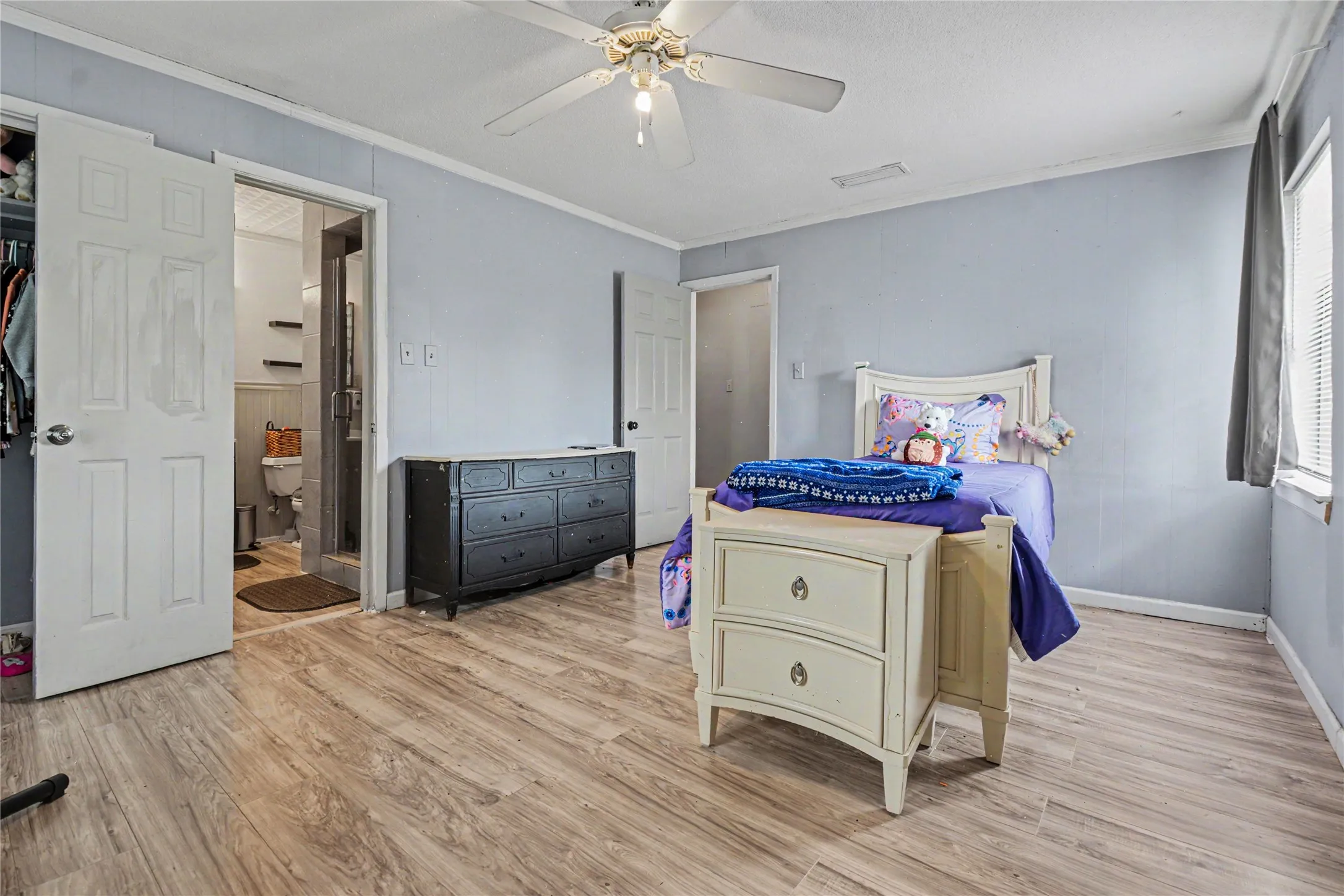 Single Family Residence For Sale in Fannin County , 2382 N FM 1743 Road, Windom, Texas 75492, 3 Bedroom, 3 Bathroom, Garage spaces, 2,197 Sqft, built in 1973, mls#21285433, Real Estate Agent in Windom, Homes For Sale in Fannin county, Homes For Sale in Windom, Realtor in Windom Texas, Real Estate Brokerage Independent Realty Texas, Luminita Cordes Realtor