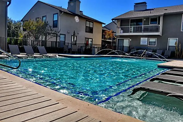 Condominium For Rent in Dallas County , 5909 Birchbrook Drive 233, Dallas, Texas 75206, 2 Bedroom, 2 Bathroom, Garage spaces, 1,124 Sqft, built in 1970, mls#21291904, Real Estate Agent in Dallas, Homes For Rent in Dallas county, Homes For Rent in Dallas, Realtor in Dallas Texas, Real Estate Brokerage Independent Realty Texas, Luminita Cordes Realtor