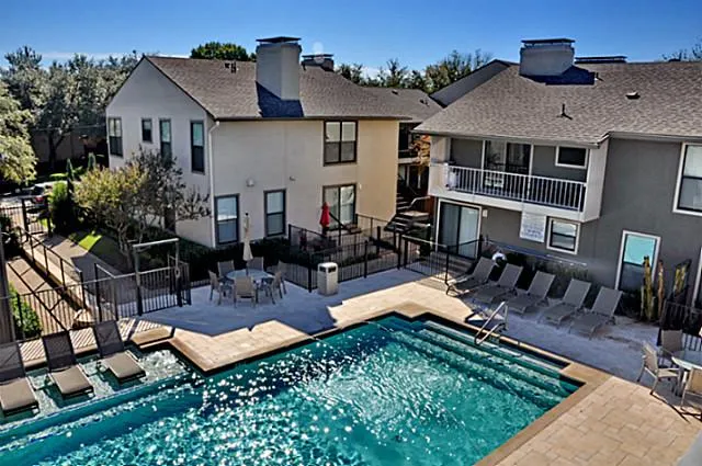 Condominium For Rent in Dallas County , 5909 Birchbrook Drive 233, Dallas, Texas 75206, 2 Bedroom, 2 Bathroom, Garage spaces, 1,124 Sqft, built in 1970, mls#21291904, Real Estate Agent in Dallas, Homes For Rent in Dallas county, Homes For Rent in Dallas, Realtor in Dallas Texas, Real Estate Brokerage Independent Realty Texas, Luminita Cordes Realtor