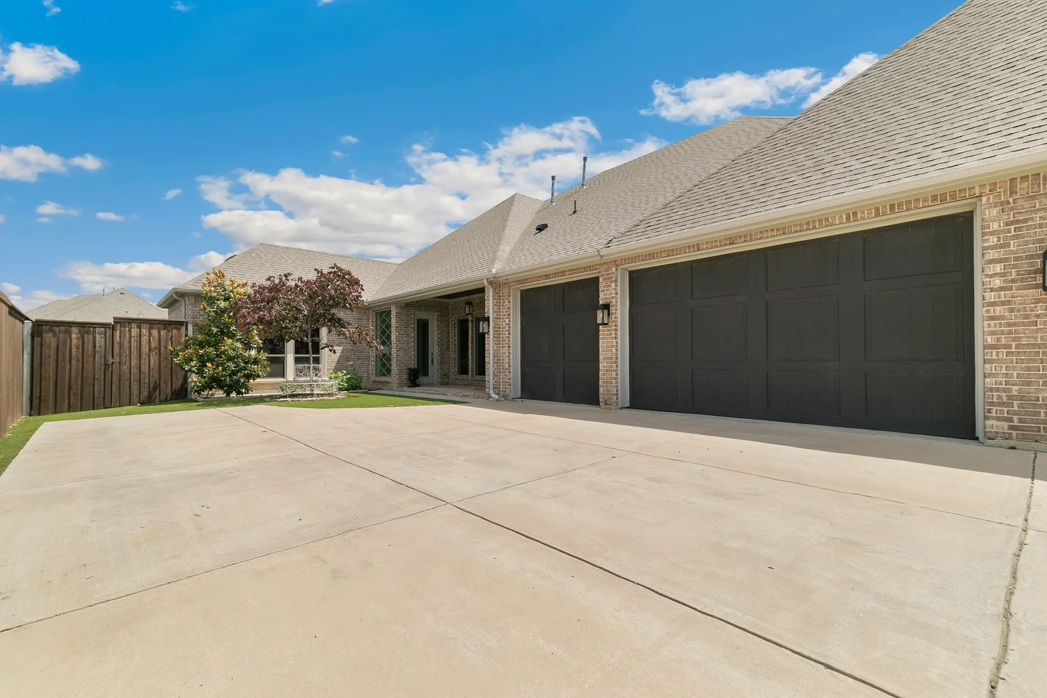 3 car oversized garage