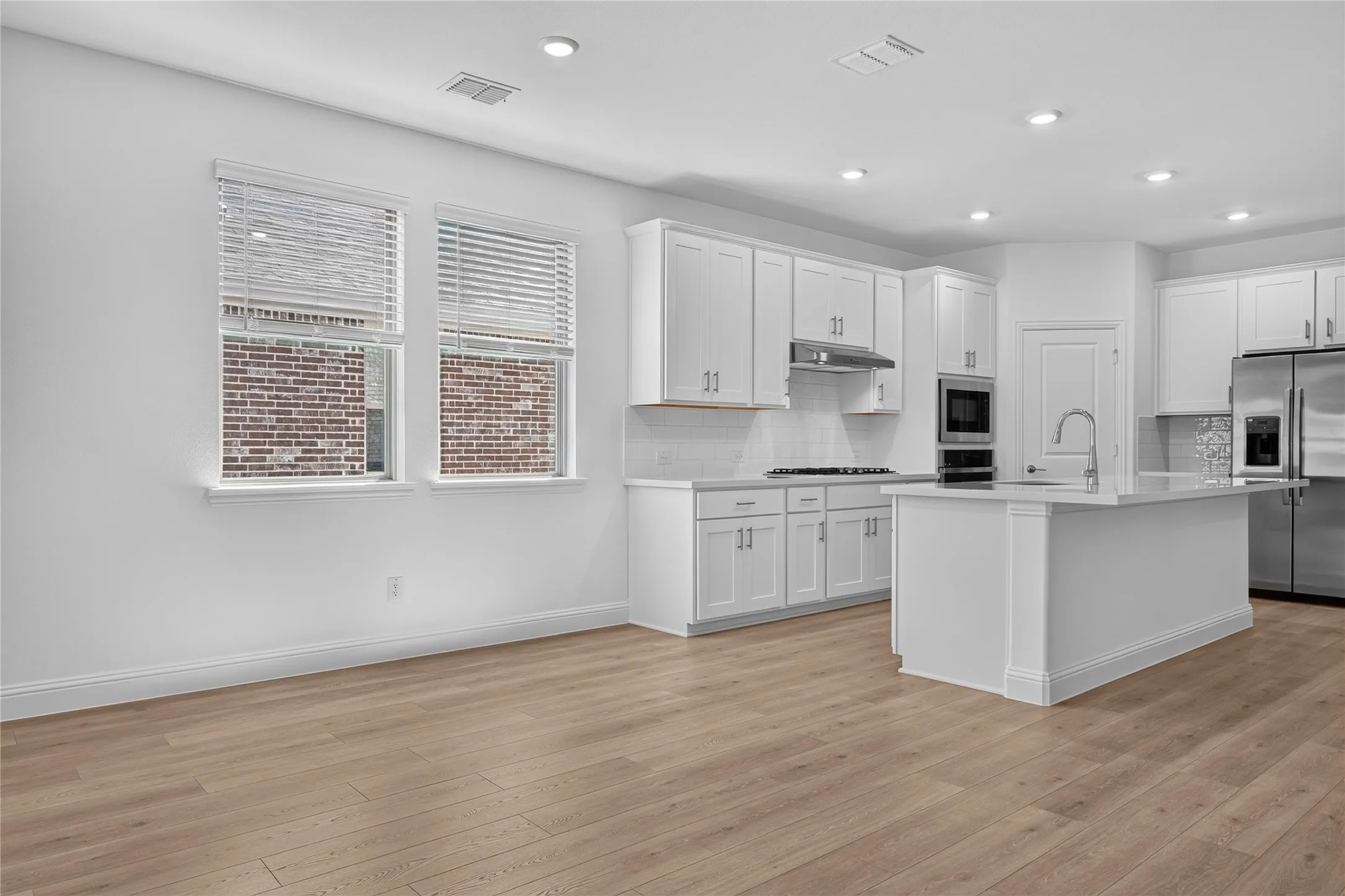 1452 Zapateado Way ~ Ready Now!