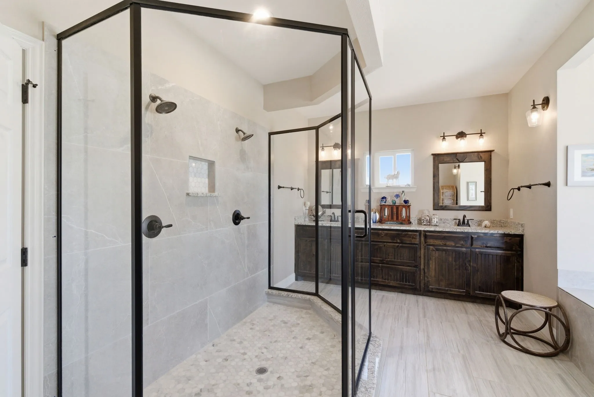 Single Family Residence For Sale in Parker County , 3020 Jolene Court, Springtown, Texas 76082, 4 Bedroom, 3 Bathroom, 2 Garage spaces, 2,777 Sqft, built in 2021, mls#21291417, Real Estate Agent in Springtown, Homes For Sale in Parker county, Homes For Sale in Springtown, Realtor in Springtown Texas, Real Estate Brokerage Independent Realty Texas, Luminita Cordes Realtor