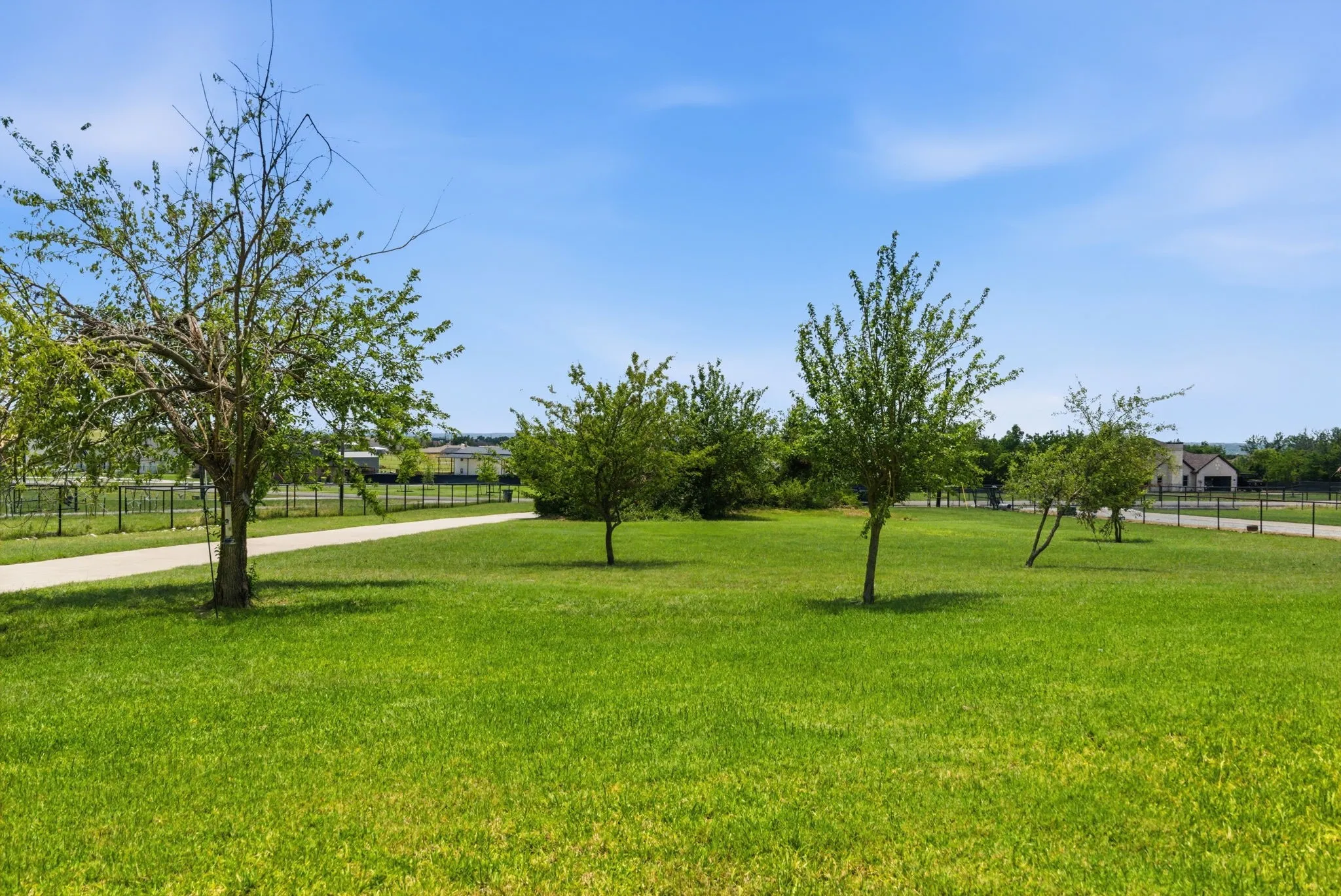 Single Family Residence For Sale in Parker County , 3020 Jolene Court, Springtown, Texas 76082, 4 Bedroom, 3 Bathroom, 2 Garage spaces, 2,777 Sqft, built in 2021, mls#21291417, Real Estate Agent in Springtown, Homes For Sale in Parker county, Homes For Sale in Springtown, Realtor in Springtown Texas, Real Estate Brokerage Independent Realty Texas, Luminita Cordes Realtor