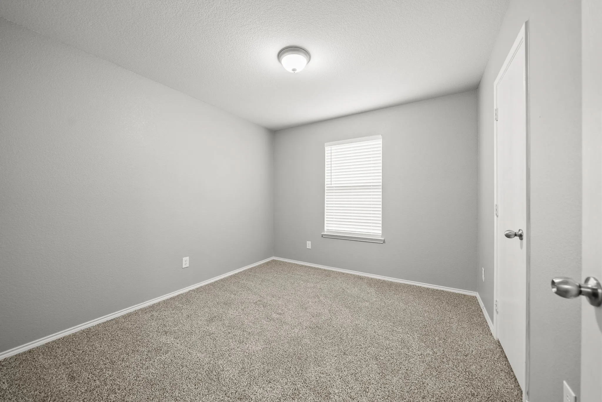 Single Family Residence For Sale in Collin County , 834 Hazels Way, Anna, Texas 75409, 3 Bedroom, 2 Bathroom, 2 Garage spaces, 1,412 Sqft, built in 2007, mls#21291933, Real Estate Agent in Anna, Homes For Sale in Collin county, Homes For Sale in Anna, Realtor in Anna Texas, Real Estate Brokerage Independent Realty Texas, Luminita Cordes Realtor