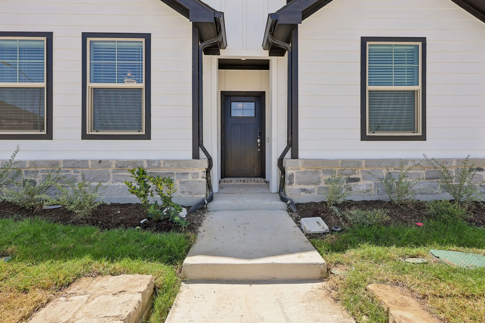 Single Family Residence For Sale in Tarrant County , 3281 Mint Springs Street, Fort Worth, Texas 76179, 4 Bedroom, 2 Bathroom, 2 Garage spaces, 1,584 Sqft, built in 2026, mls#21291279, Real Estate Agent in Fort Worth, Homes For Sale in Tarrant county, Homes For Sale in Fort Worth, Realtor in Fort Worth Texas, Real Estate Brokerage Independent Realty Texas, Luminita Cordes Realtor