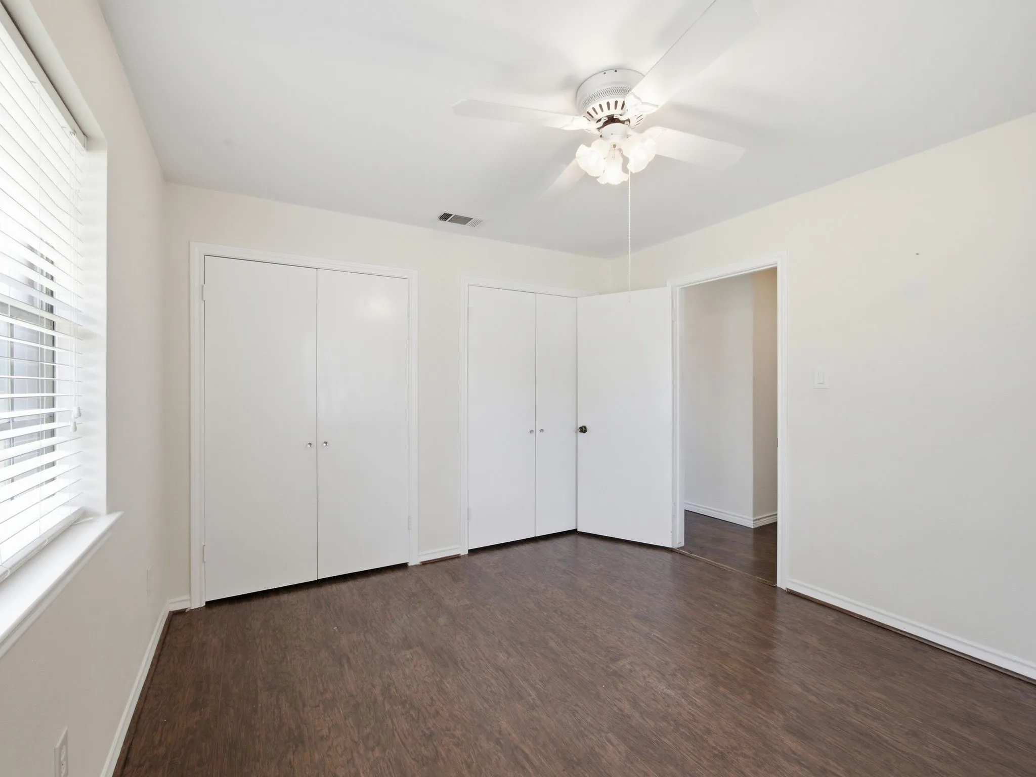 Single Family Residence For Sale in Kaufman County , 180 Davis Road, Combine, Texas 75159, 3 Bedroom, 2 Bathroom, 2 Garage spaces, 1,654 Sqft, built in 1984, mls#21291763, Real Estate Agent in Combine, Homes For Sale in Kaufman county, Homes For Sale in Combine, Realtor in Combine Texas, Real Estate Brokerage Independent Realty Texas, Luminita Cordes Realtor