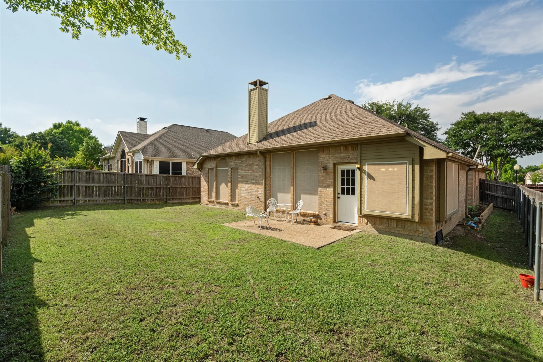 Single Family Residence For Sale in Collin County , 5121 Grampian Way, Mc Kinney, Texas 75071, 3 Bedroom, 2 Bathroom, 2 Garage spaces, 1,969 Sqft, built in 1999, mls#21291941, Real Estate Agent in Mc Kinney, Homes For Sale in Collin county, Homes For Sale in Mc Kinney, Realtor in Mc Kinney Texas, Real Estate Brokerage Independent Realty Texas, Luminita Cordes Realtor