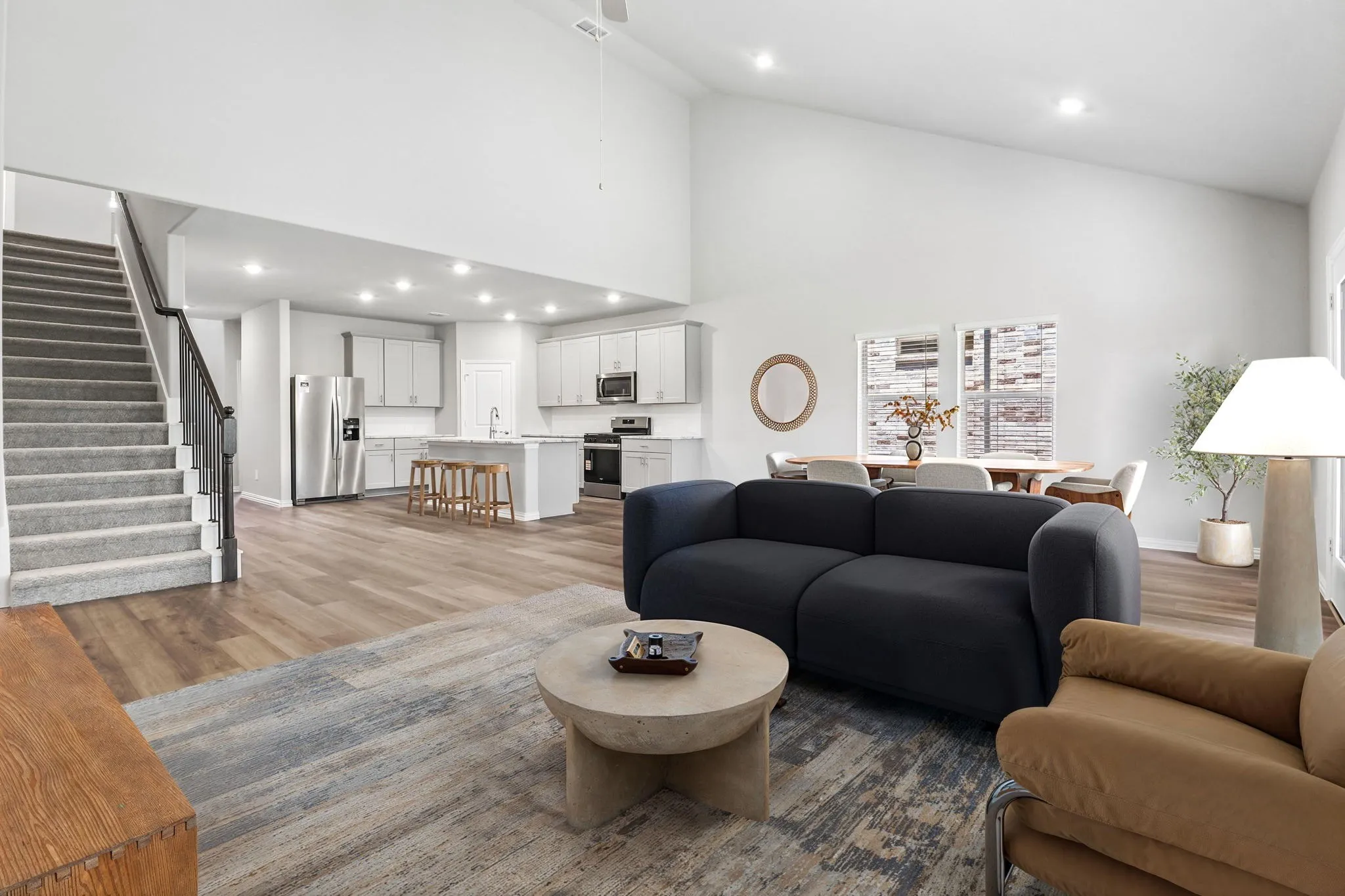  Photo is not of the actual home, but is an inspirational photo of builder’s model home and may depict options, furnishings, and/or decorator features that are not included.
