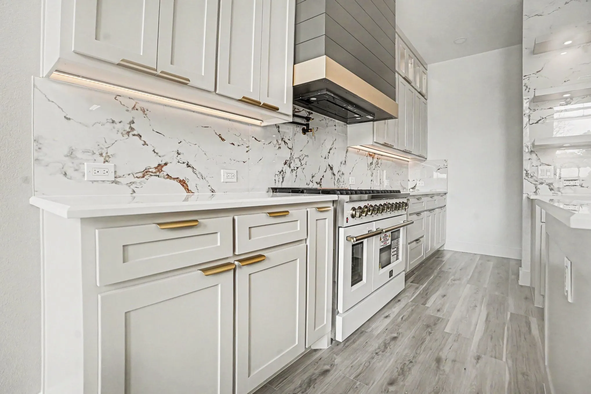Single Family Residence For Sale in Dallas County , 2506 Gross Road, Dallas, Texas 75228, 5 Bedroom, 4 Bathroom, 2 Garage spaces, 2,900 Sqft, built in 2026, mls#21290998, Real Estate Agent in Dallas, Homes For Sale in Dallas county, Homes For Sale in Dallas, Realtor in Dallas Texas, Real Estate Brokerage Independent Realty Texas, Luminita Cordes Realtor