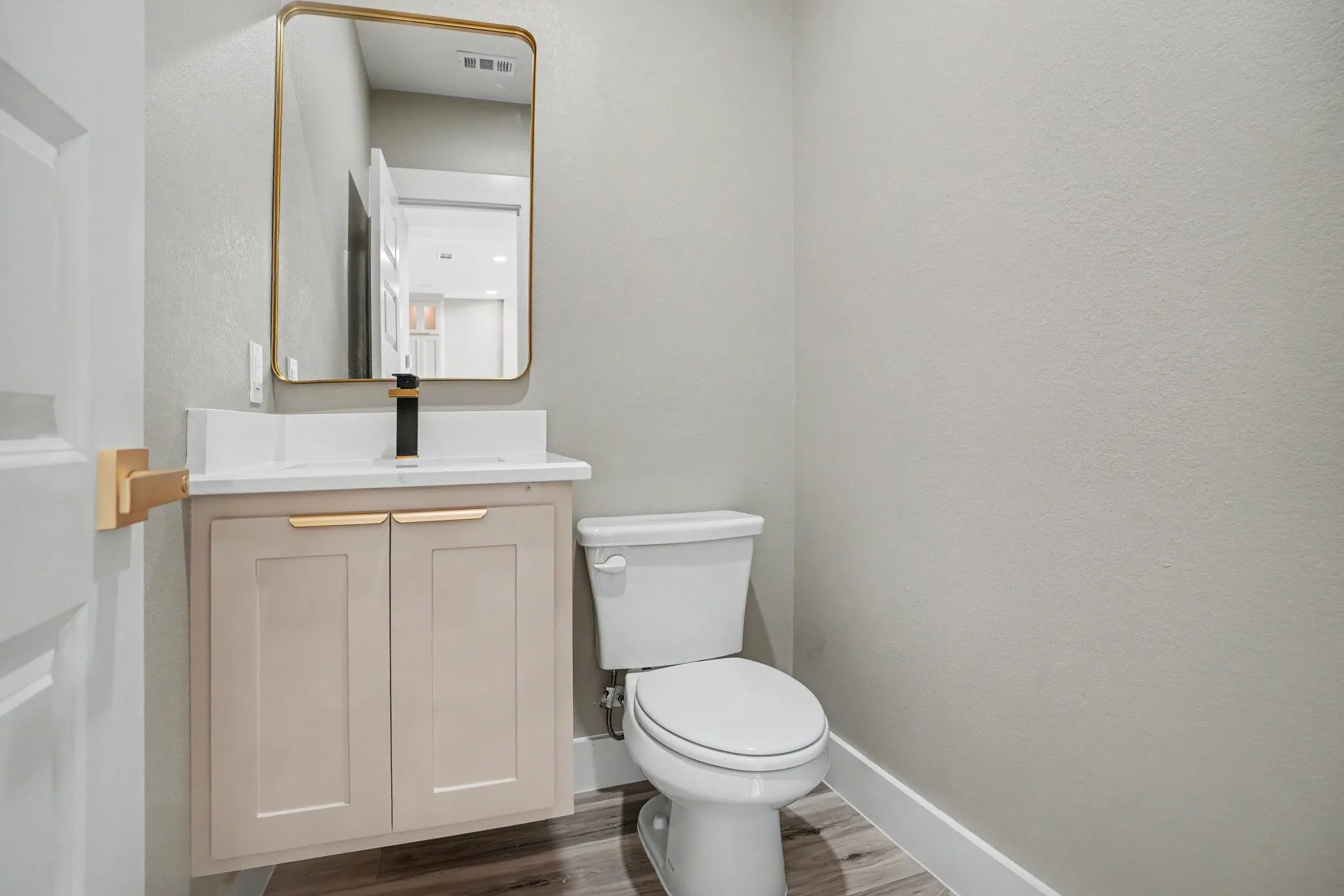 Single Family Residence For Sale in Dallas County , 2506 Gross Road, Dallas, Texas 75228, 5 Bedroom, 4 Bathroom, 2 Garage spaces, 2,900 Sqft, built in 2026, mls#21290998, Real Estate Agent in Dallas, Homes For Sale in Dallas county, Homes For Sale in Dallas, Realtor in Dallas Texas, Real Estate Brokerage Independent Realty Texas, Luminita Cordes Realtor
