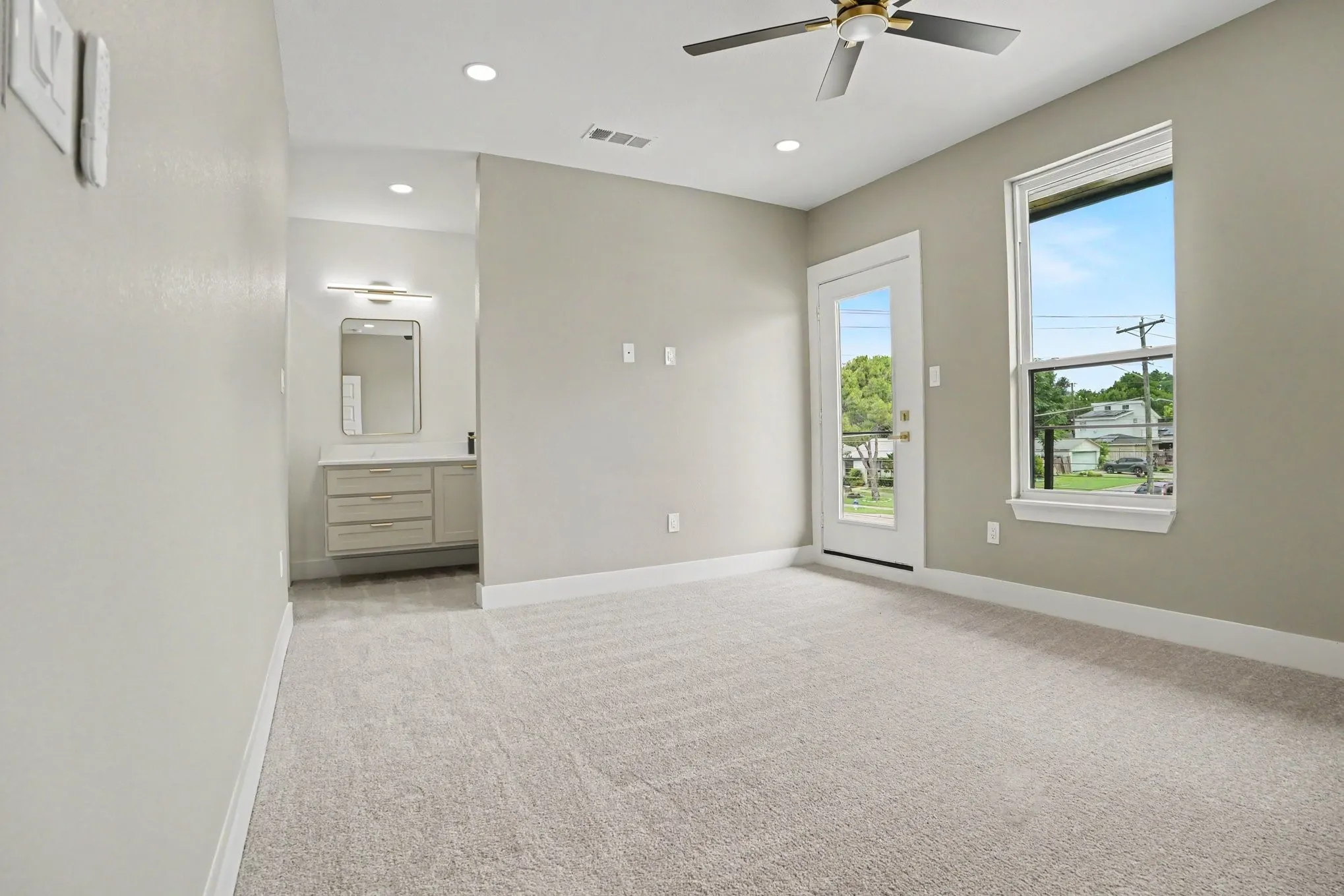 Single Family Residence For Sale in Dallas County , 2506 Gross Road, Dallas, Texas 75228, 5 Bedroom, 4 Bathroom, 2 Garage spaces, 2,900 Sqft, built in 2026, mls#21290998, Real Estate Agent in Dallas, Homes For Sale in Dallas county, Homes For Sale in Dallas, Realtor in Dallas Texas, Real Estate Brokerage Independent Realty Texas, Luminita Cordes Realtor