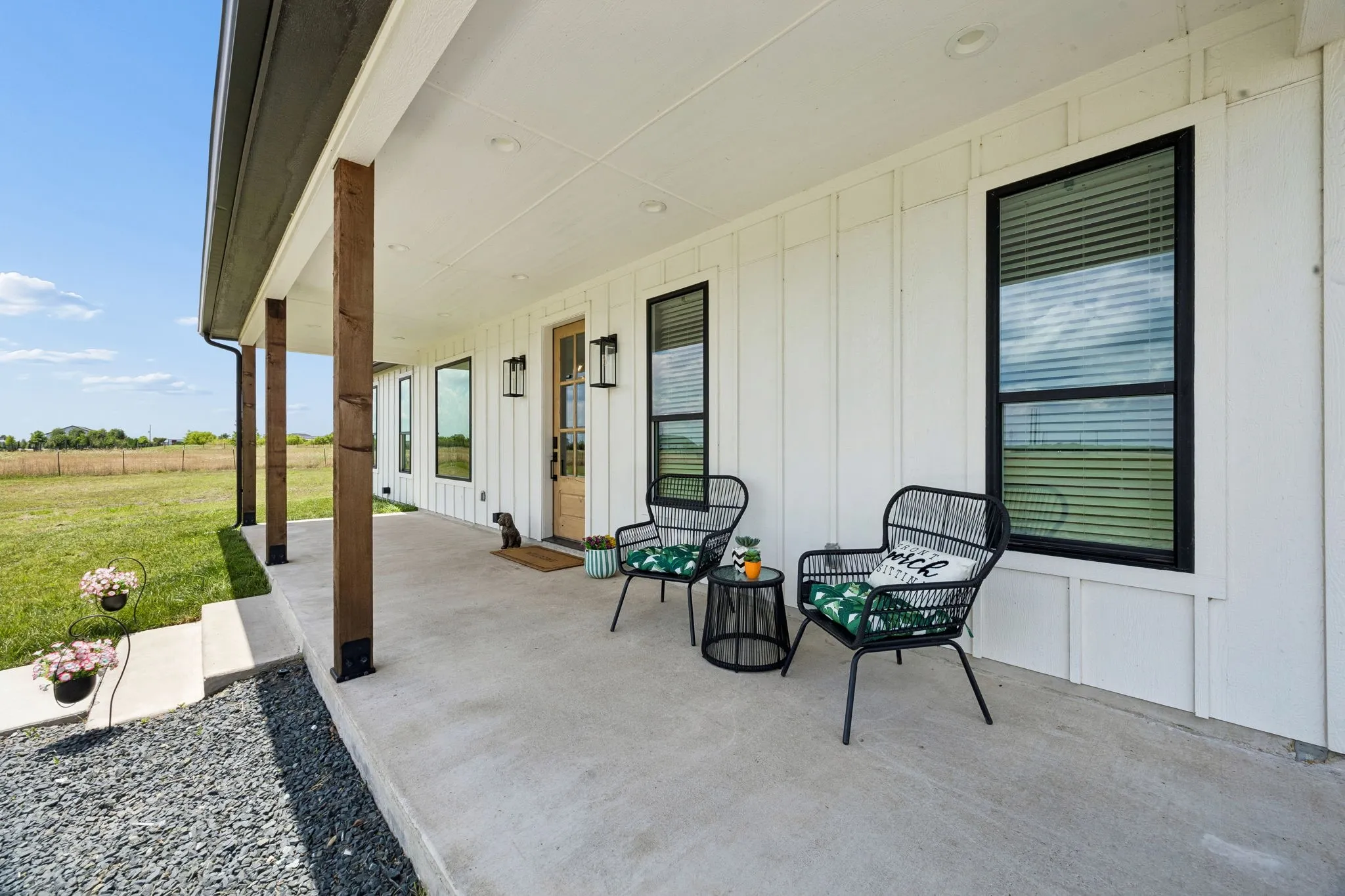 Large front porch to enjoy the view!